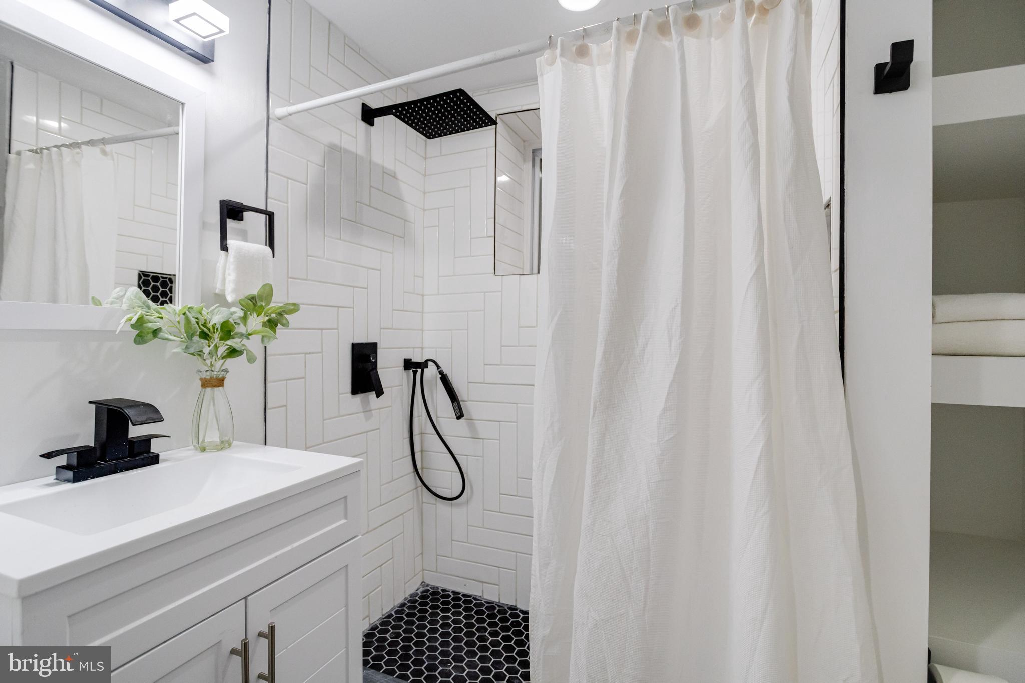 WINCHESTER - Residential