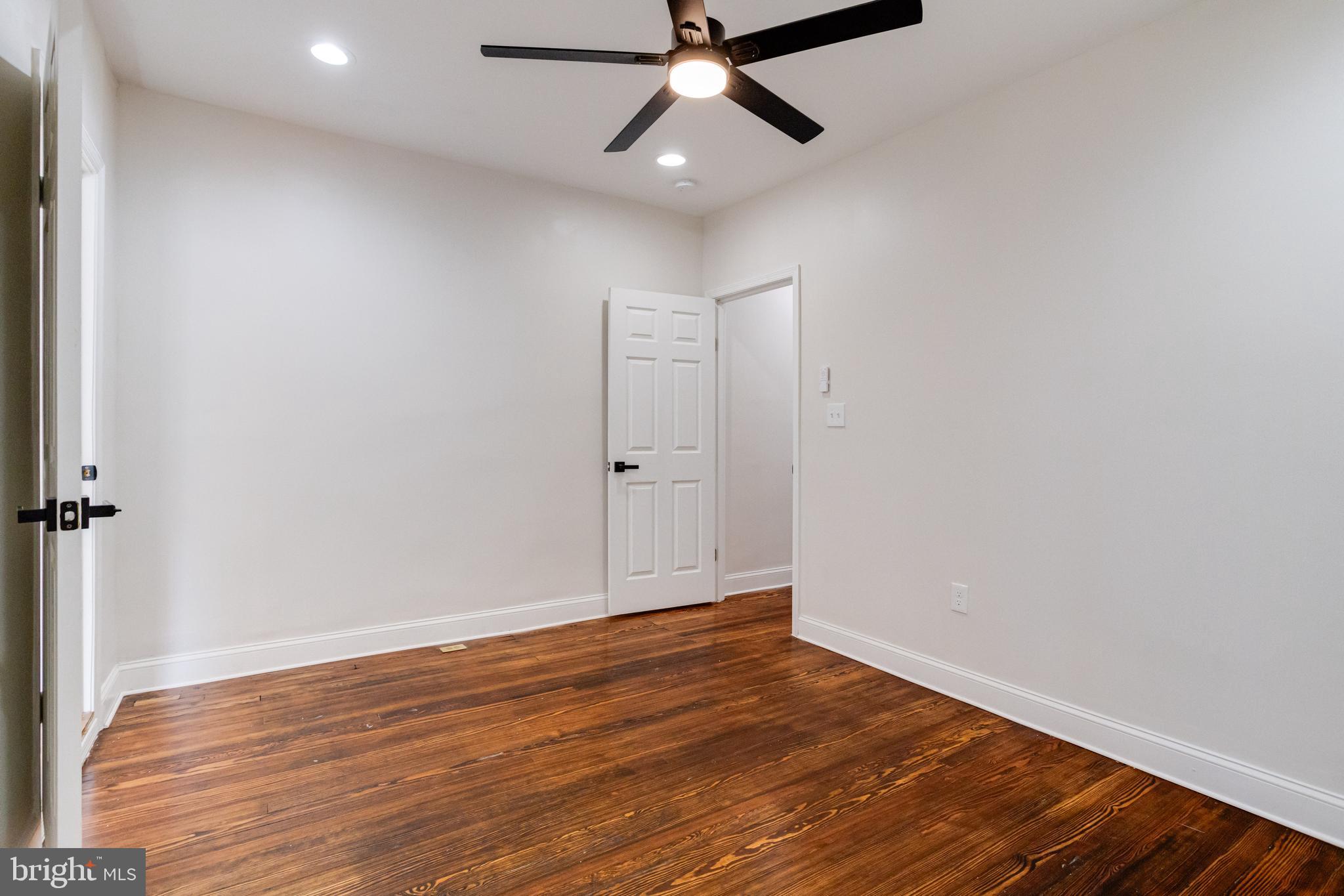 WINCHESTER - Residential