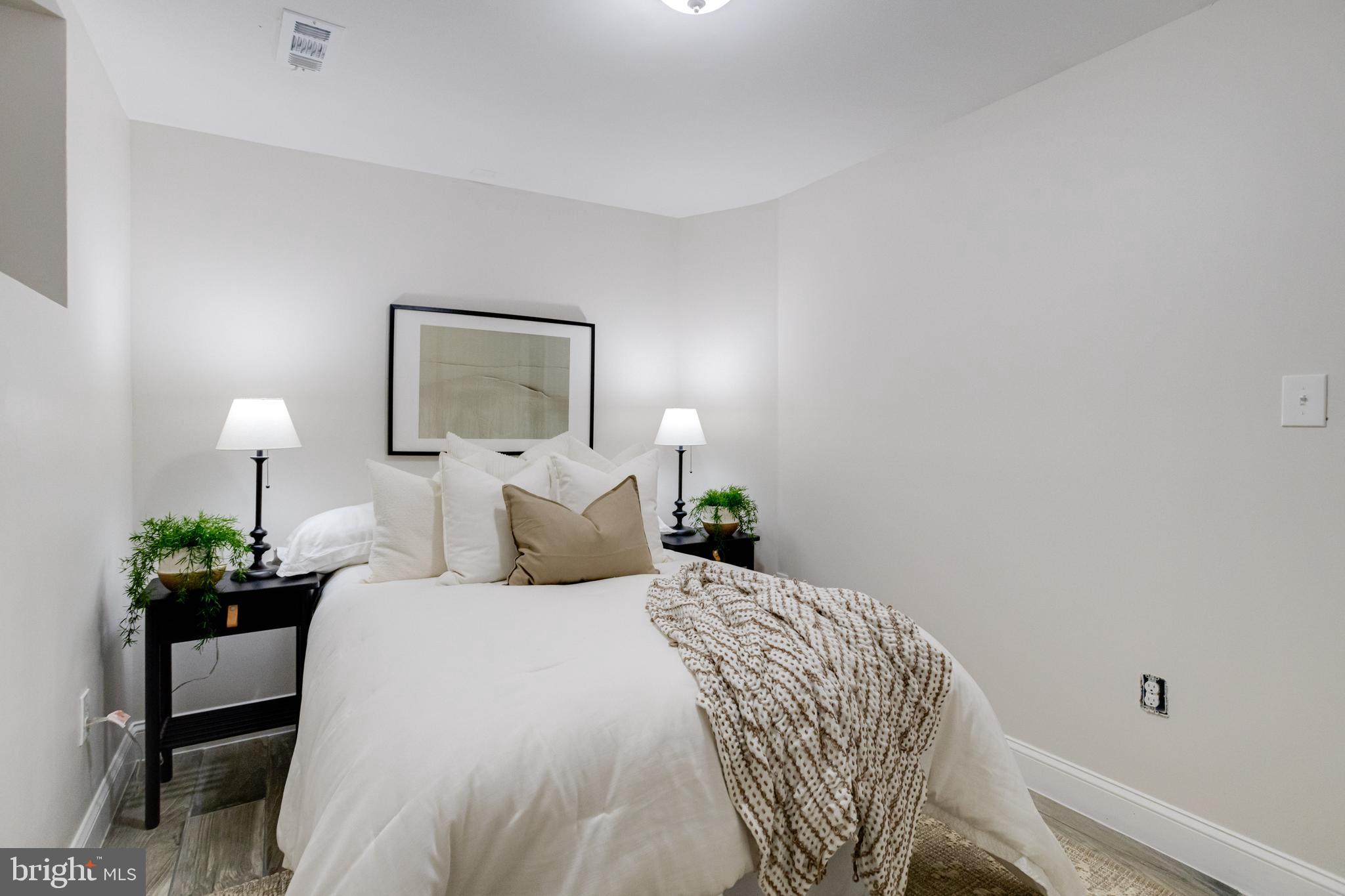 WINCHESTER - Residential