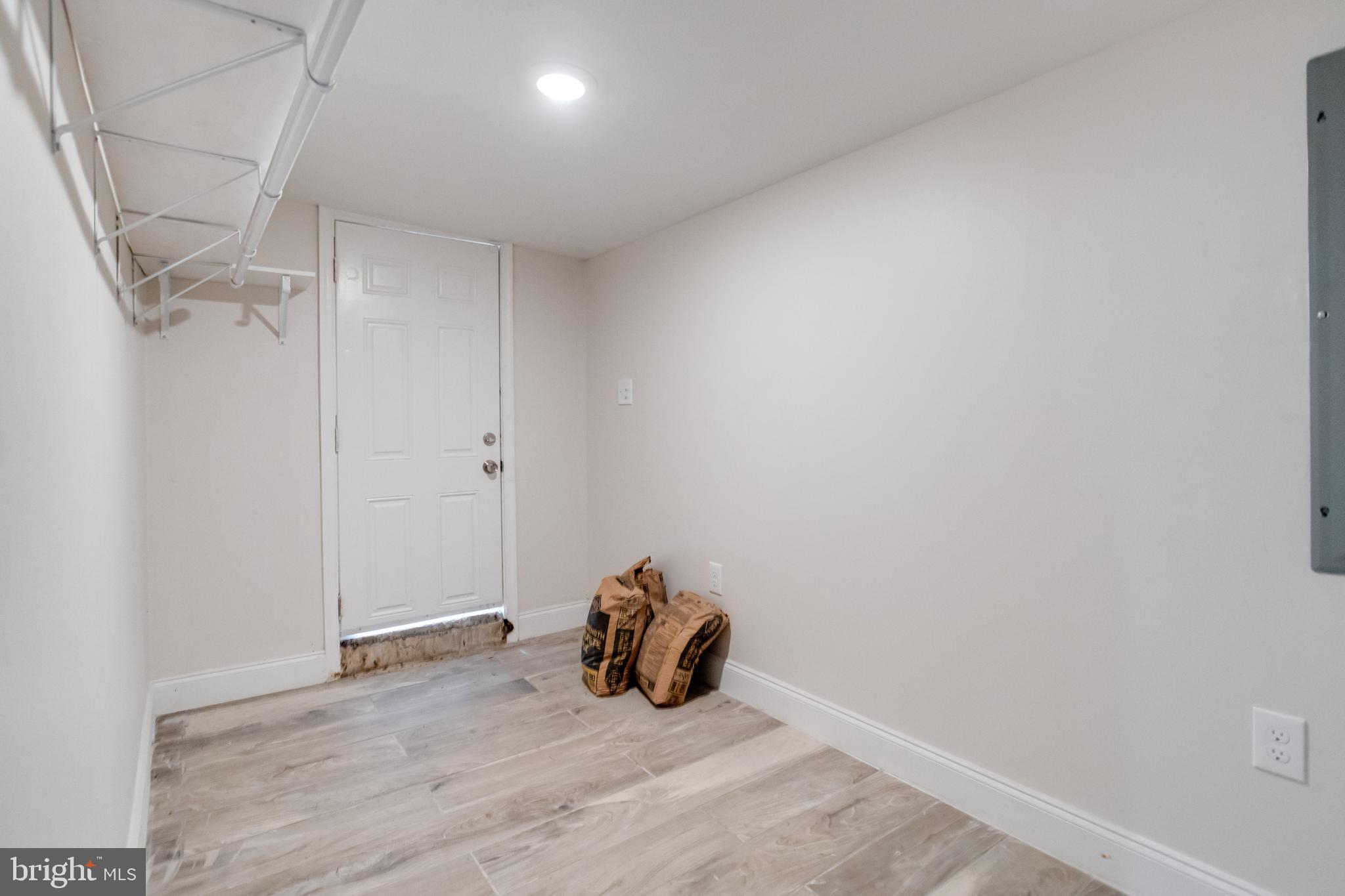 WINCHESTER - Residential