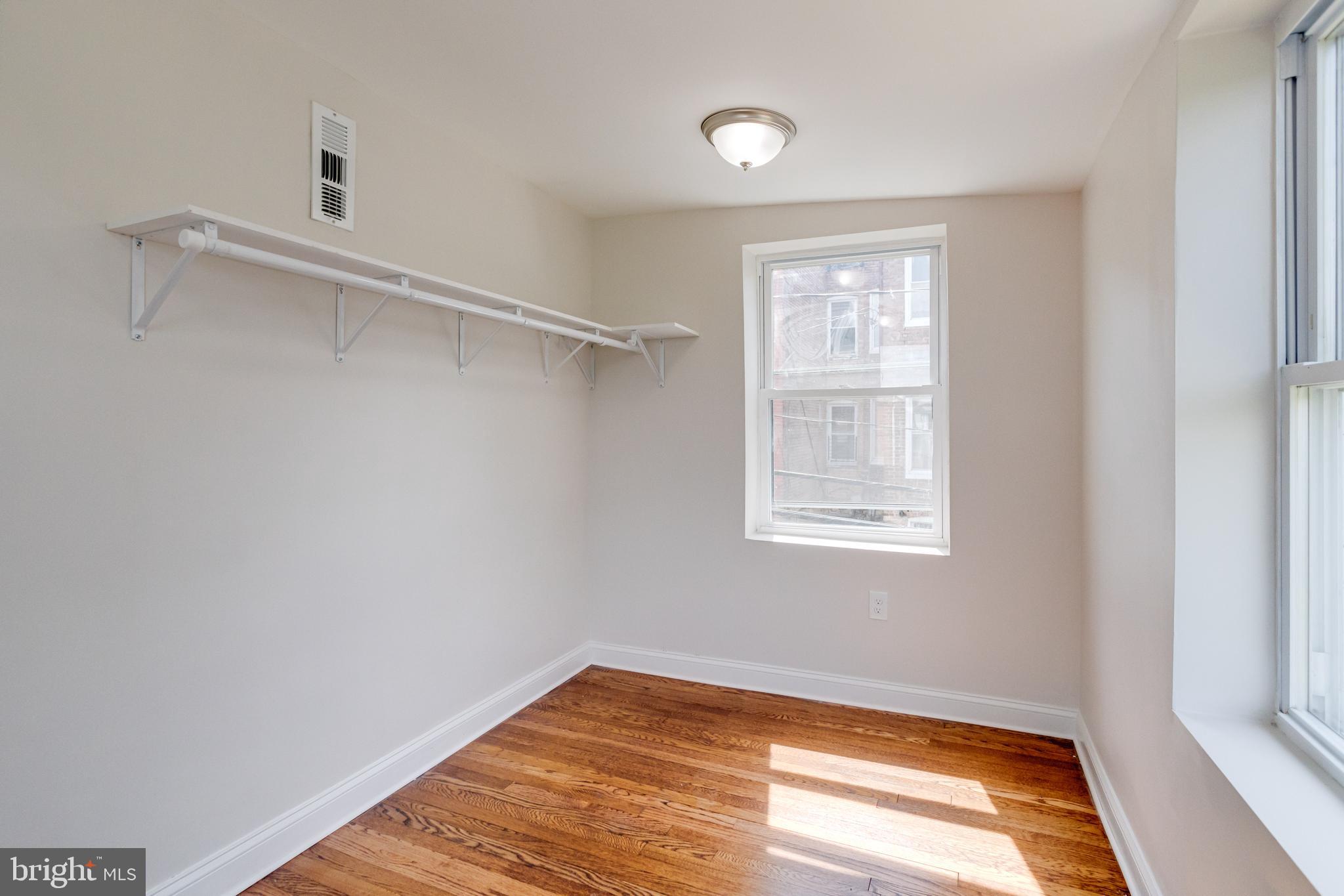 WINCHESTER - Residential