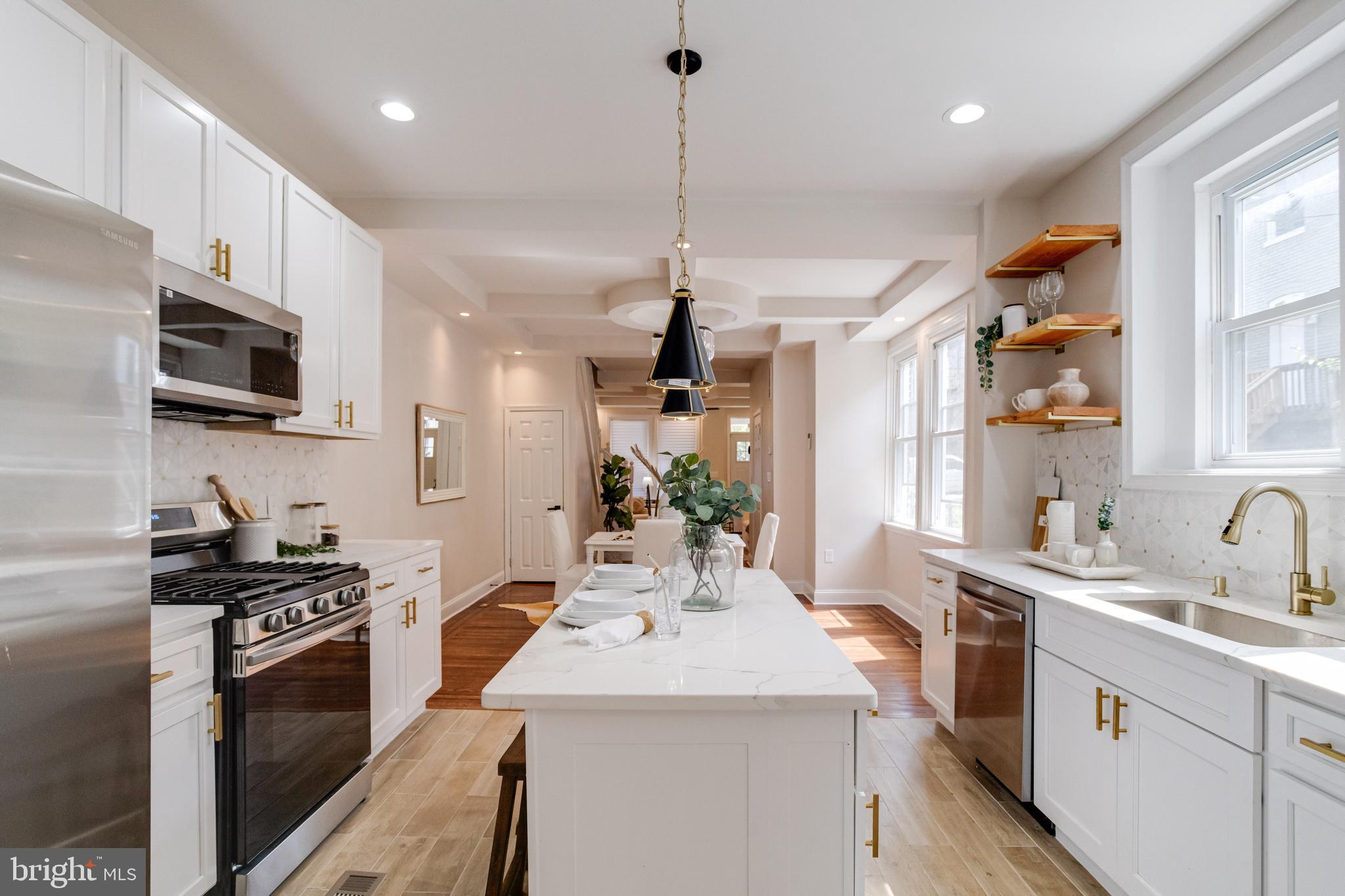 WINCHESTER - Residential