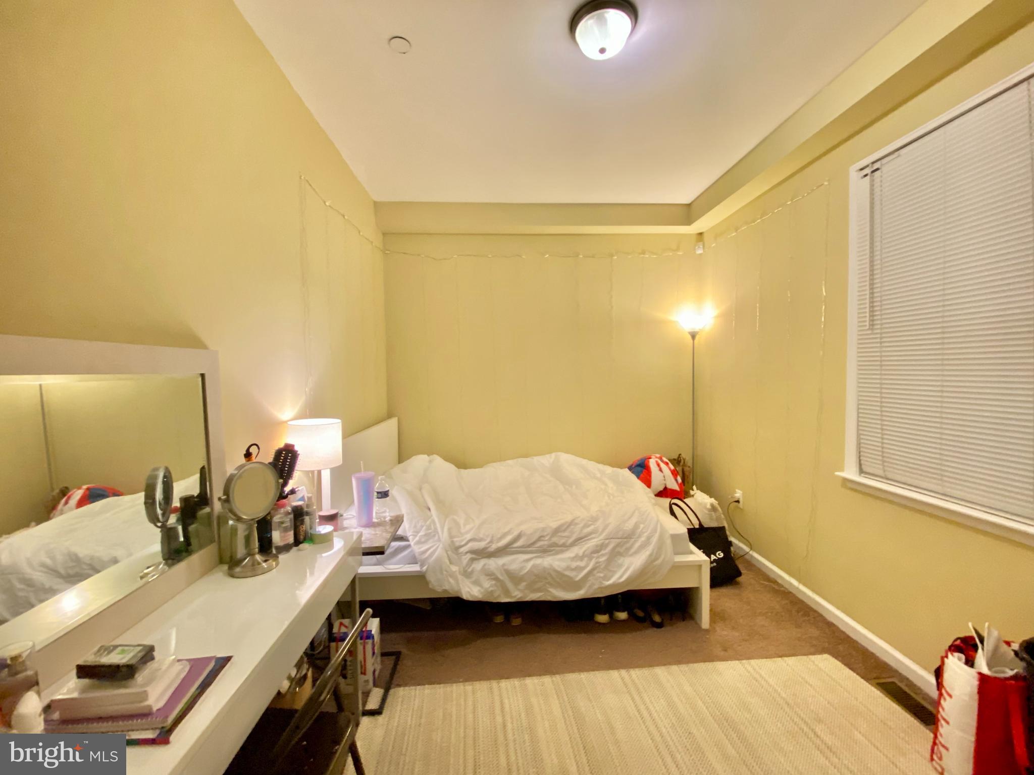 TEMPLE UNIVERSITY - Residential Lease