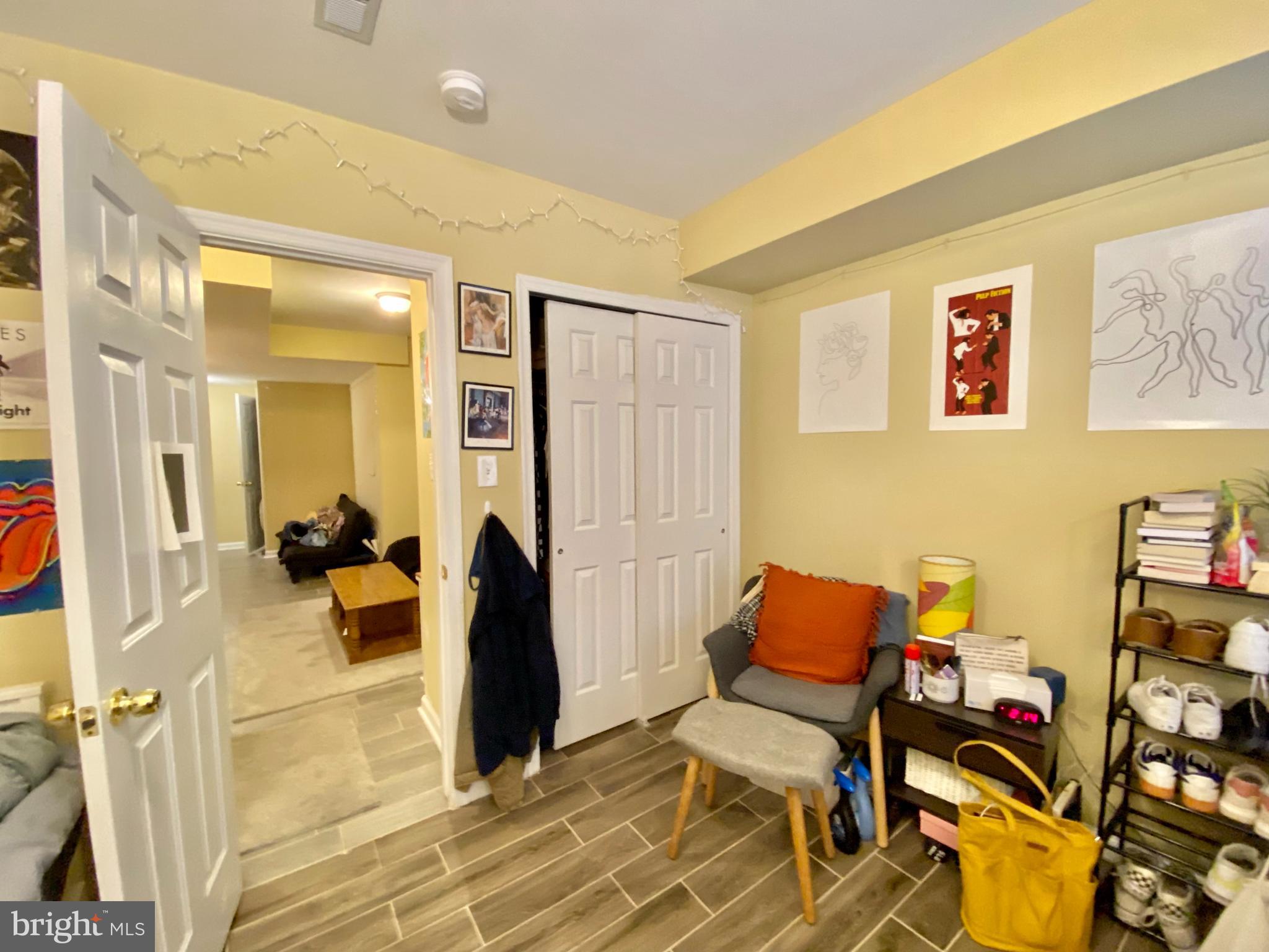 TEMPLE UNIVERSITY - Residential Lease