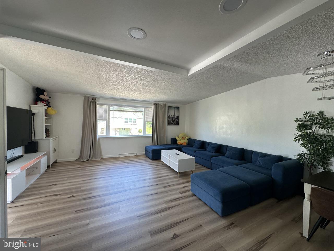 2904 GELENA ROAD