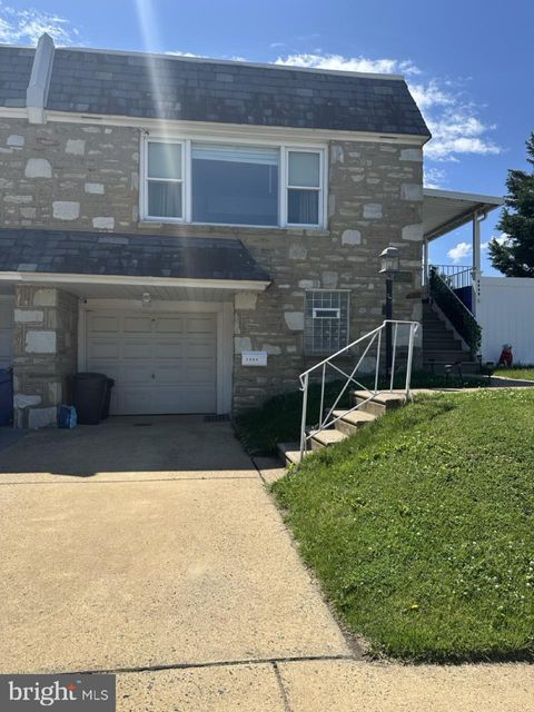 Photo of 2904 Gelena Road, PHILADELPHIA, PA 19152 (MLS # PAPH2627422)