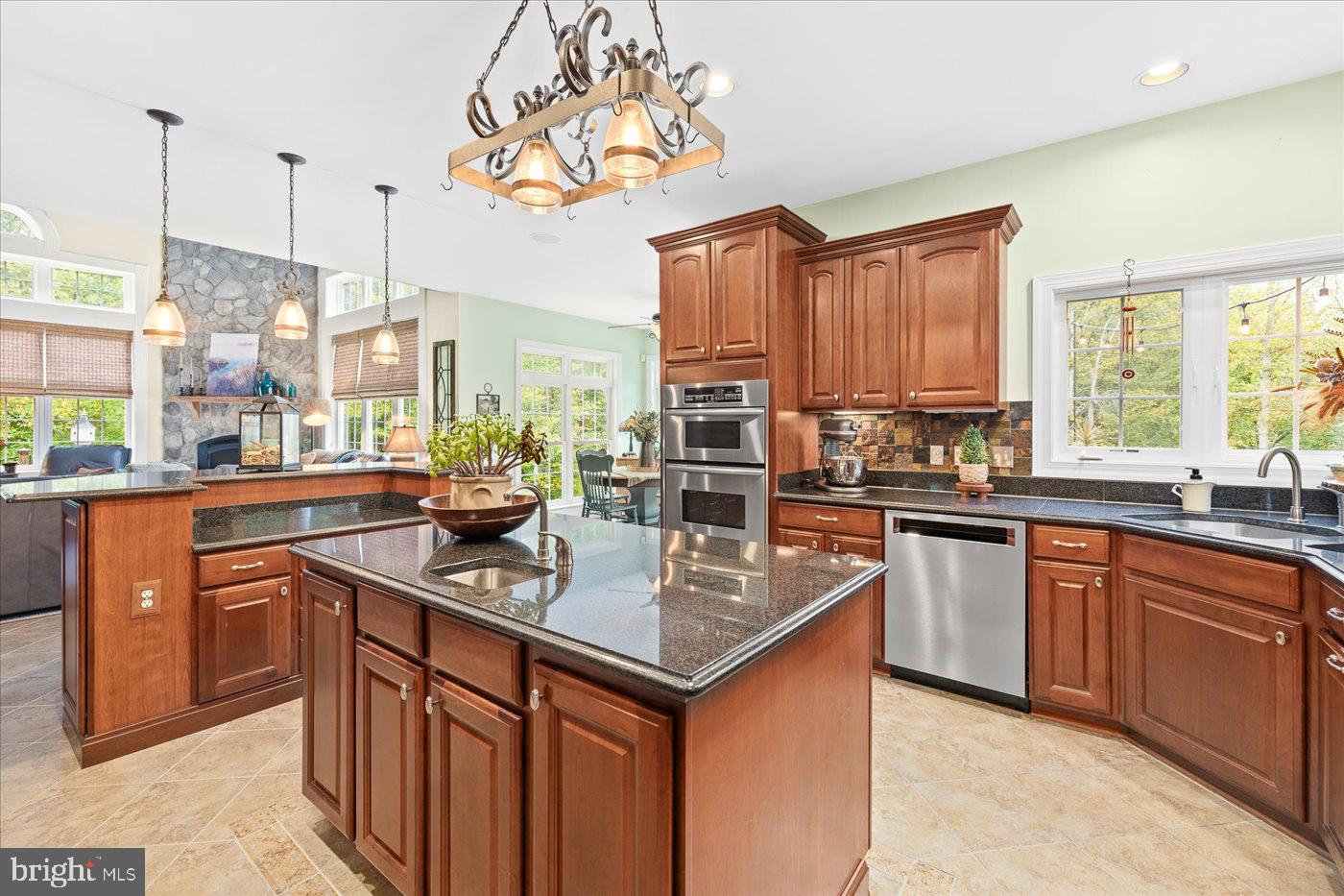 THE PALISADES - Residential