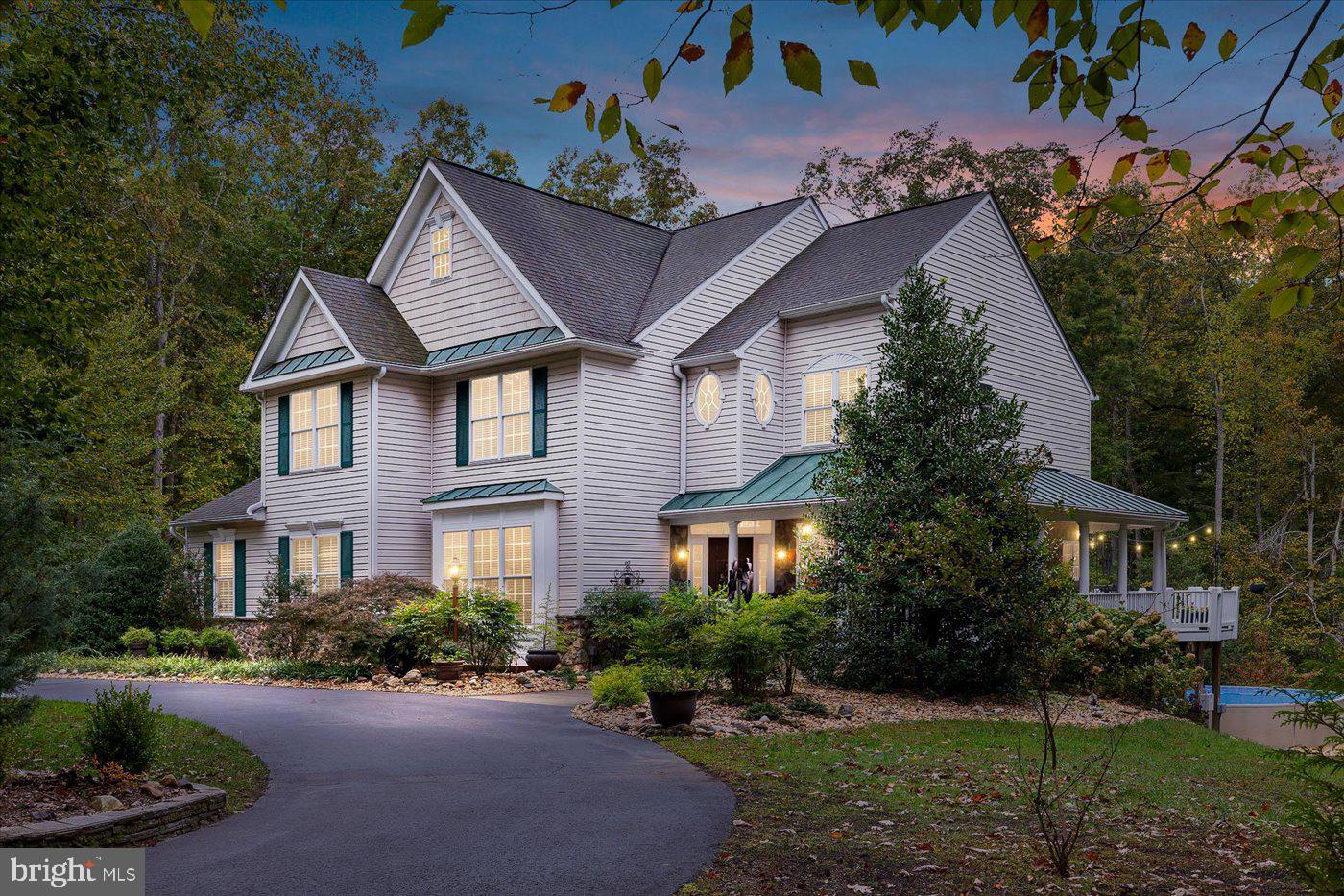 THE PALISADES - Residential