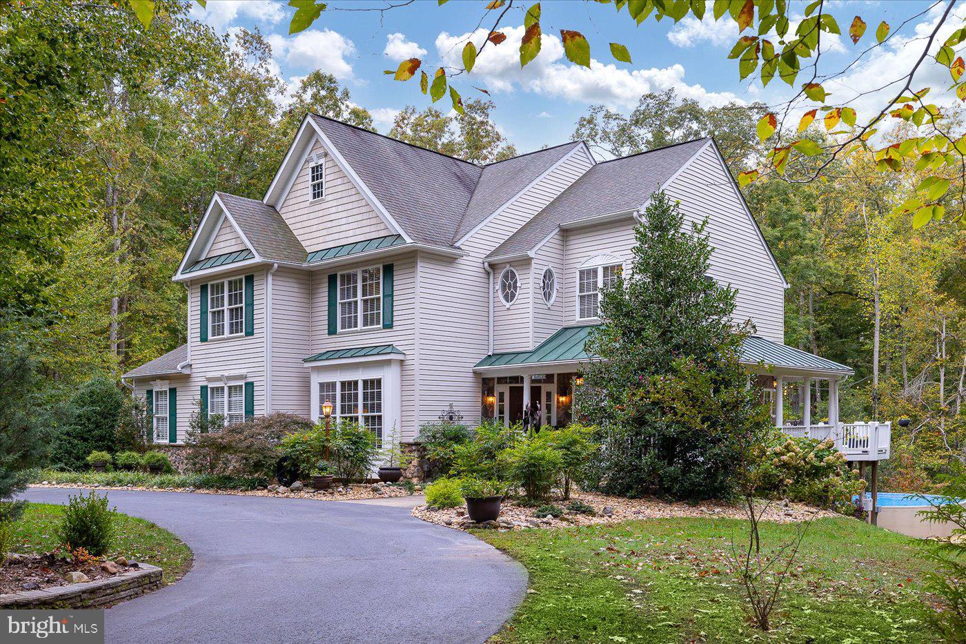 THE PALISADES - Residential