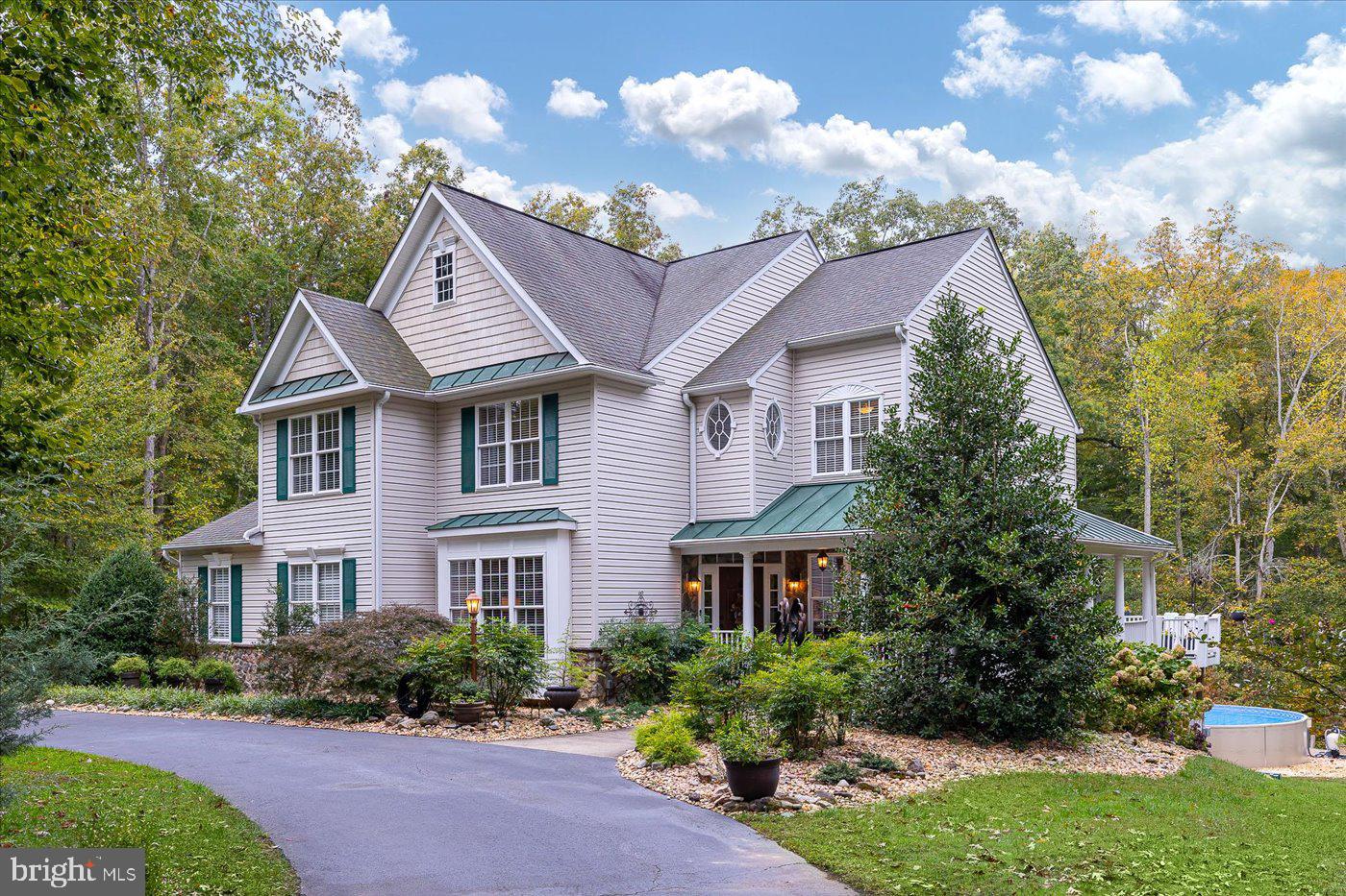 THE PALISADES - Residential