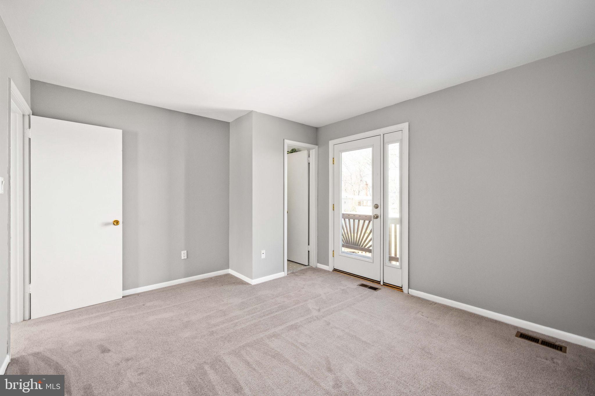 POINT OF WOODS - Residential