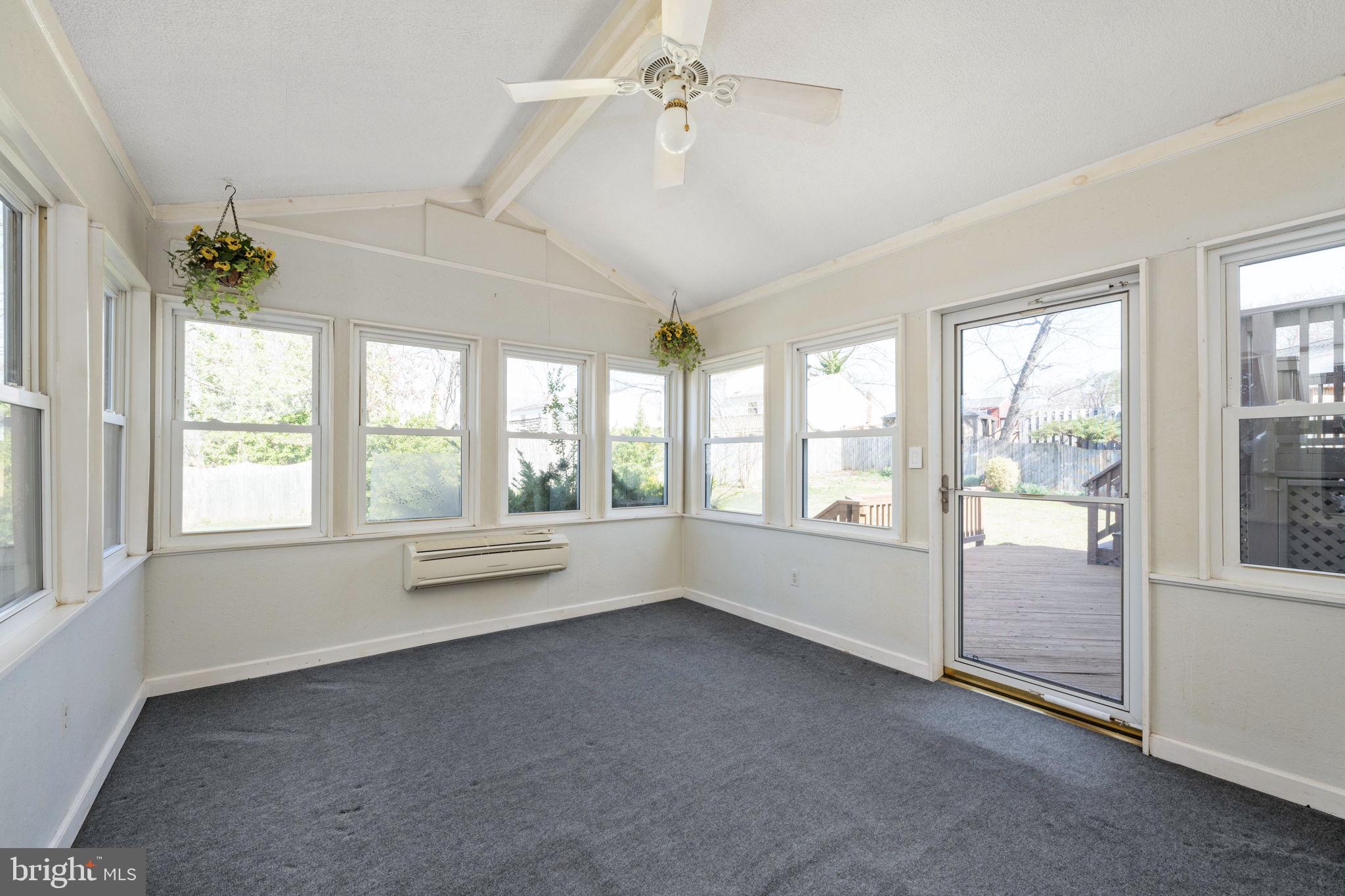 POINT OF WOODS - Residential