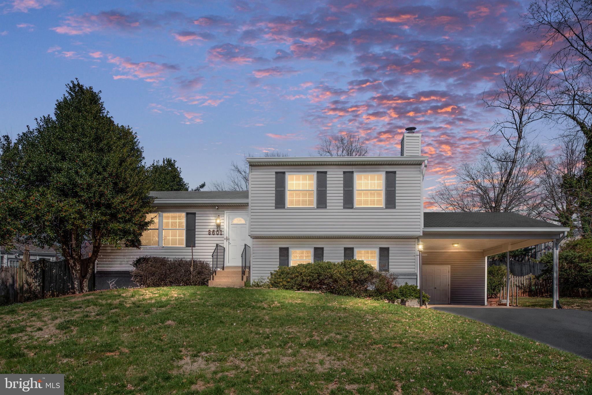 POINT OF WOODS - Residential