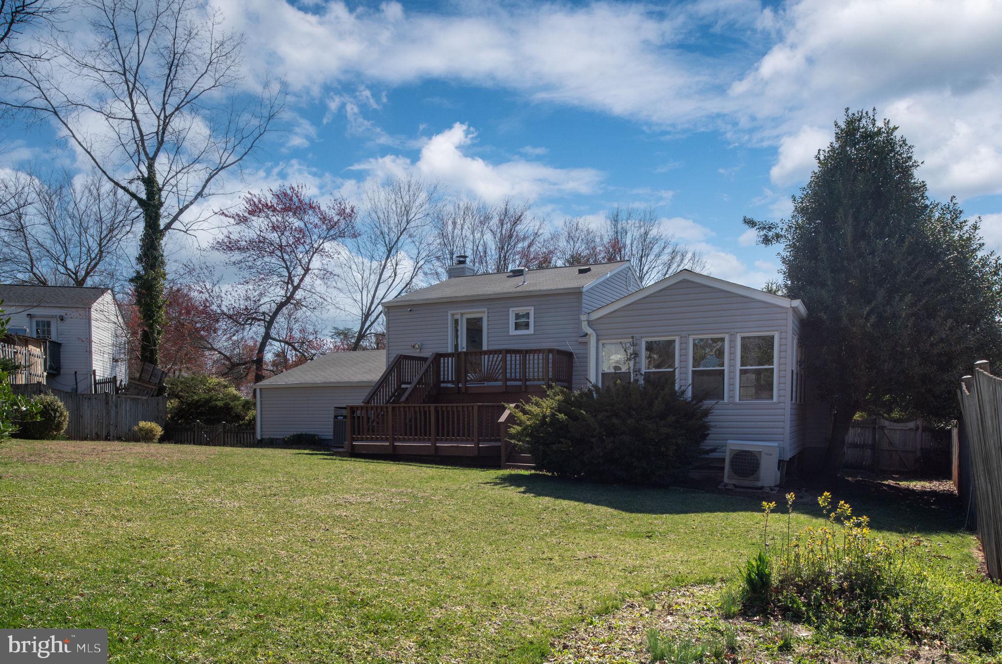 POINT OF WOODS - Residential