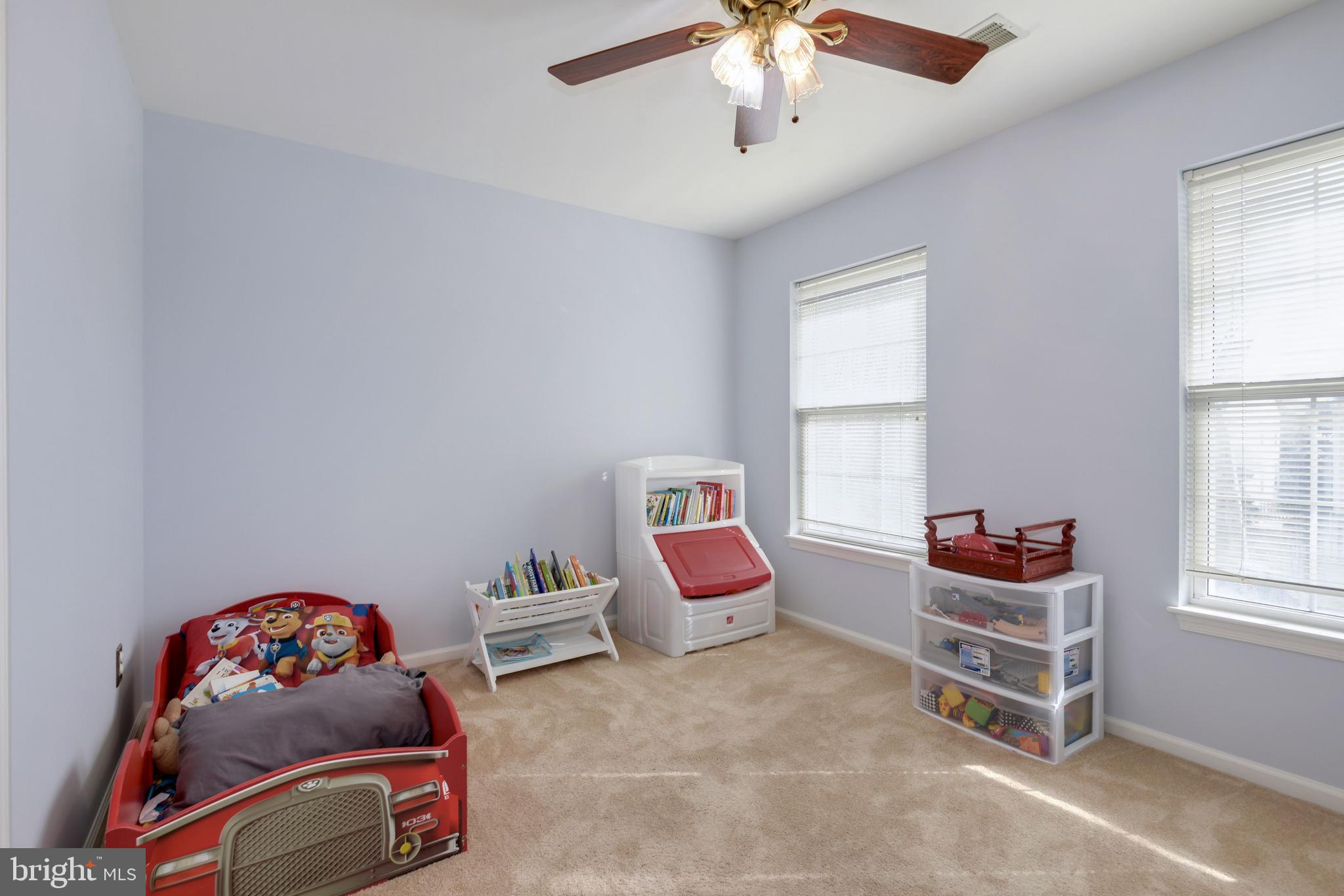 SOUTH RIDING - Residential