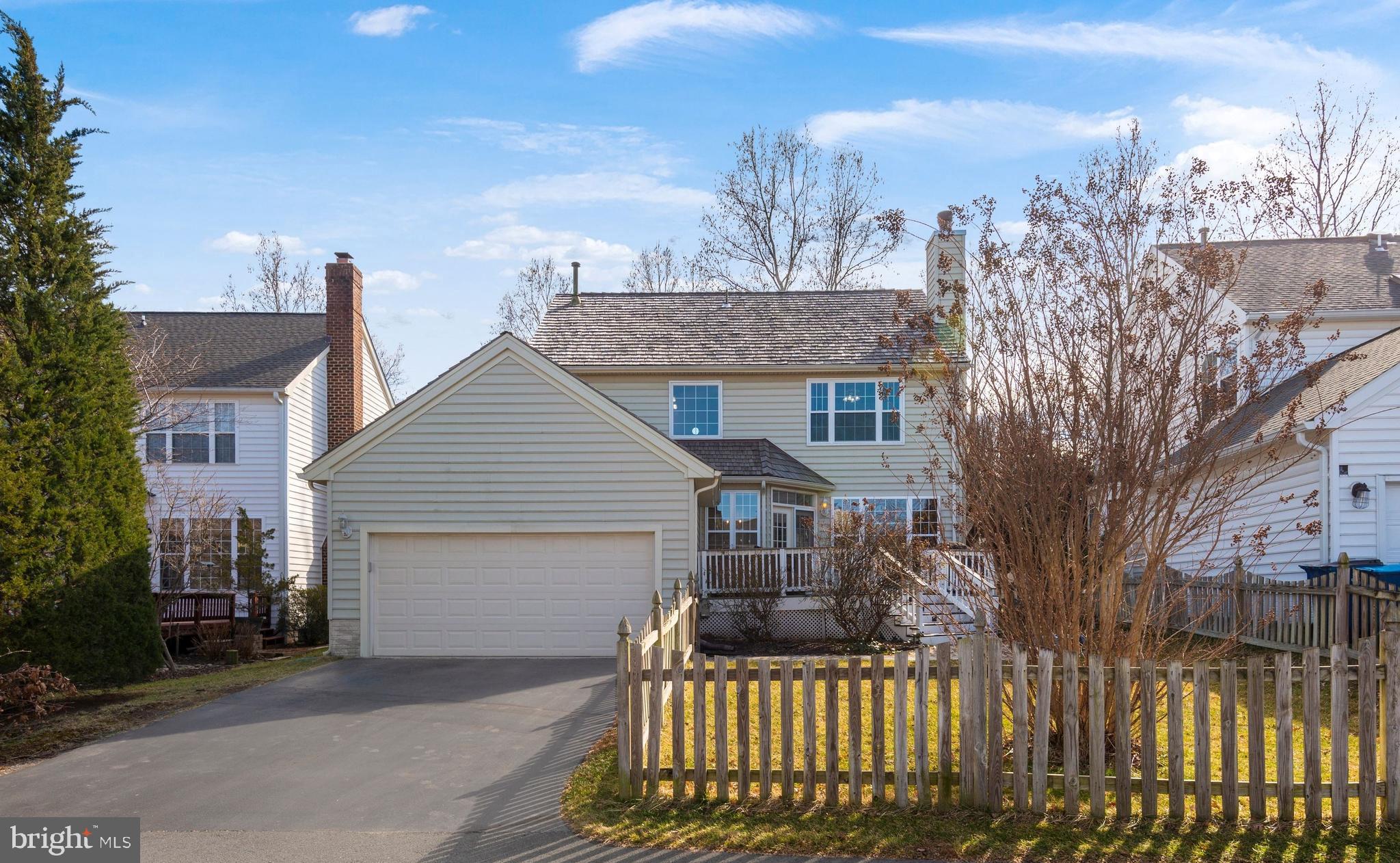 SOUTH RIDING - Residential