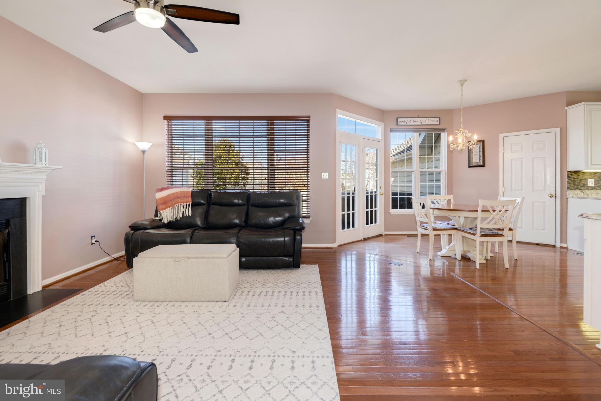 SOUTH RIDING - Residential