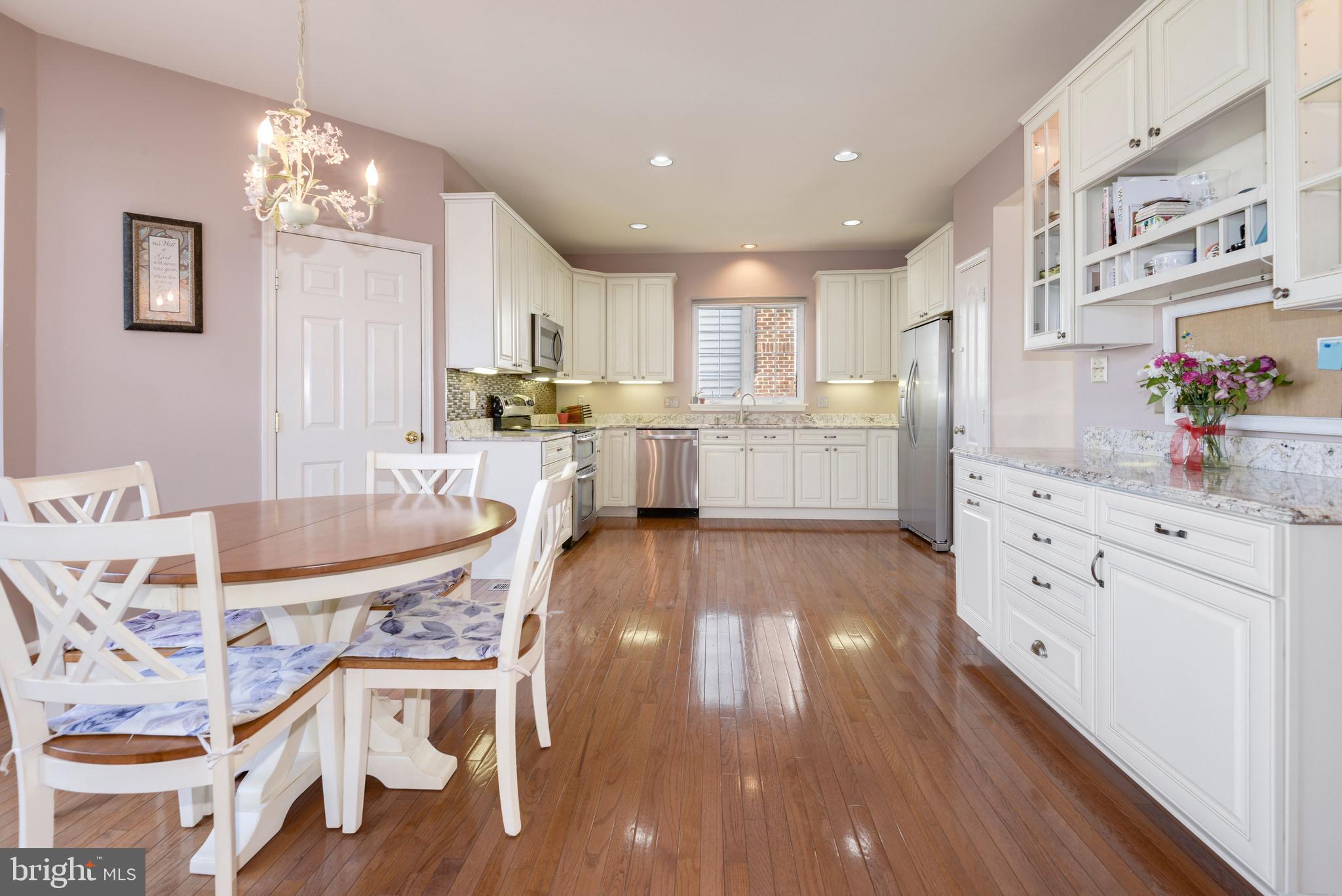 SOUTH RIDING - Residential