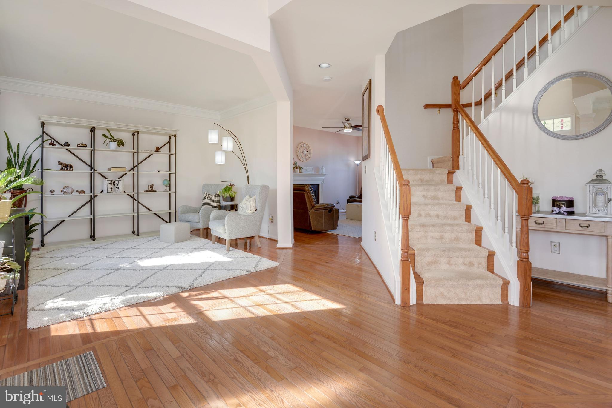 SOUTH RIDING - Residential