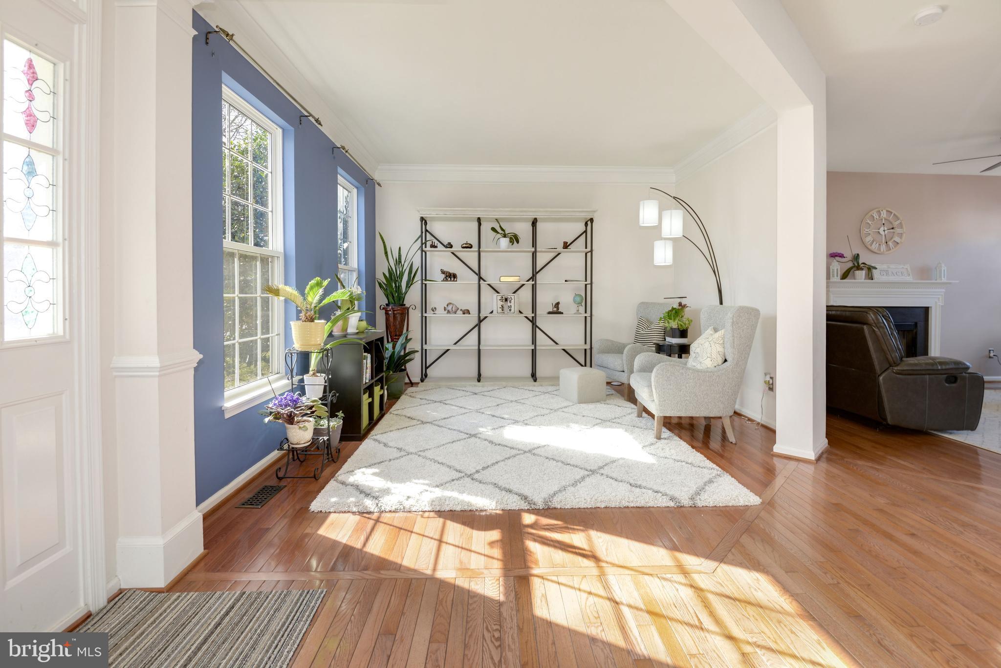 SOUTH RIDING - Residential