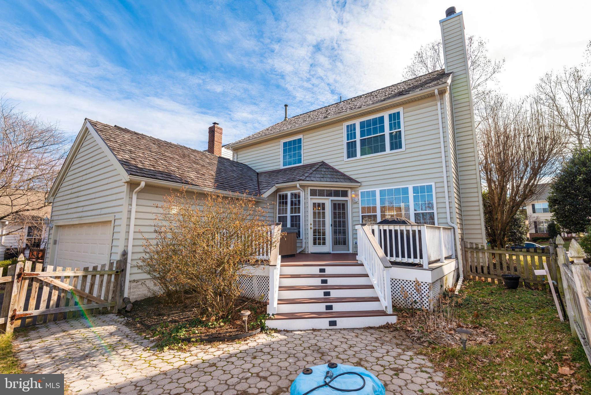 SOUTH RIDING - Residential