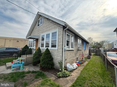904 CENTER STREET GLOUCESTER CITY NJ 08030