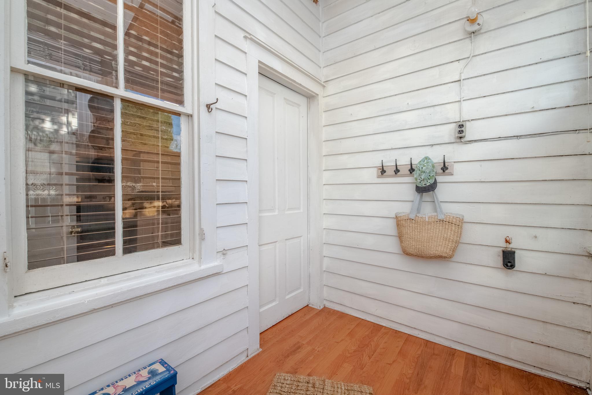 PERRYVILLE - Residential