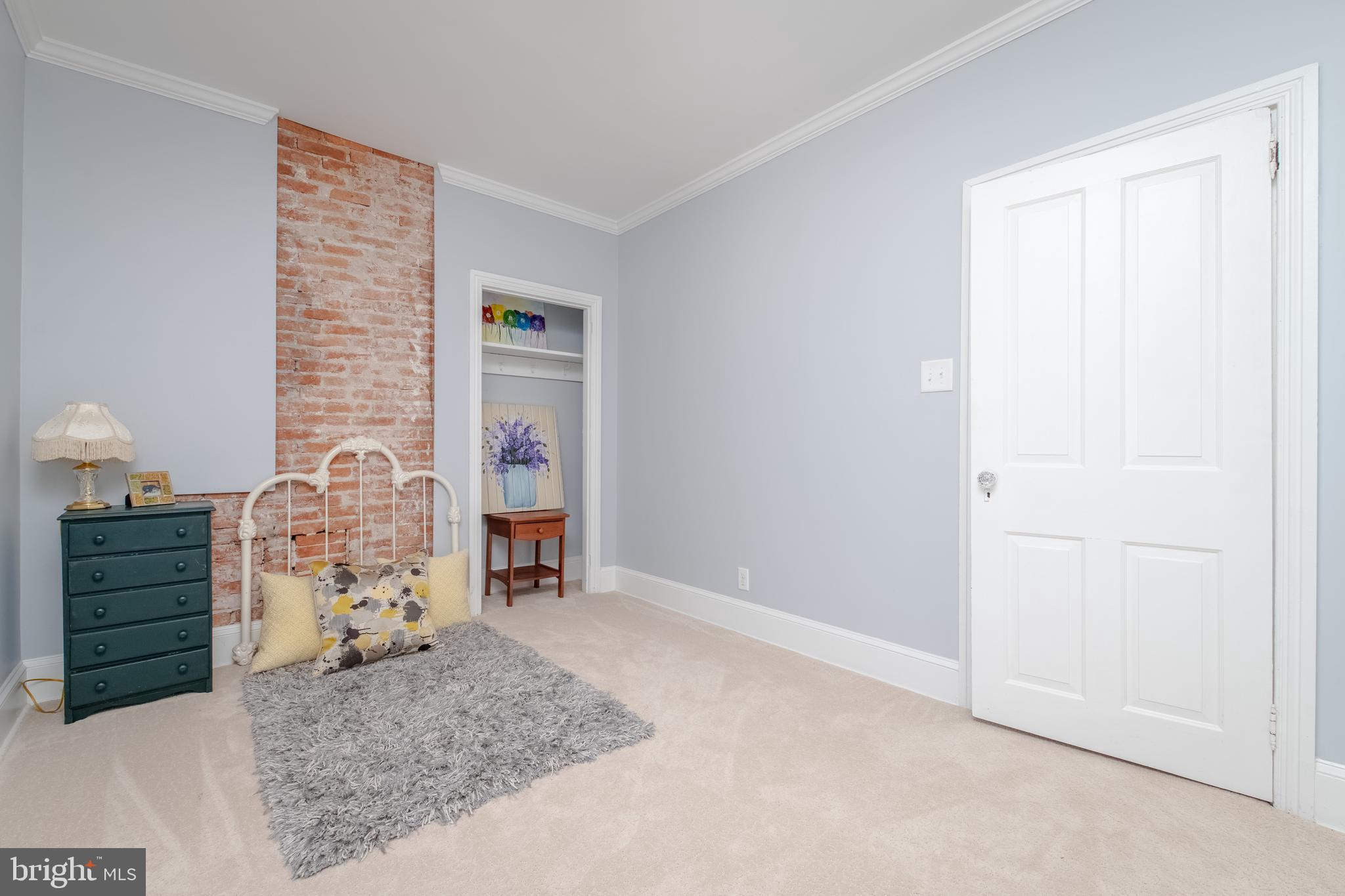 PERRYVILLE - Residential