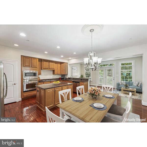 DEEP CREEK VILLAGE - Residential