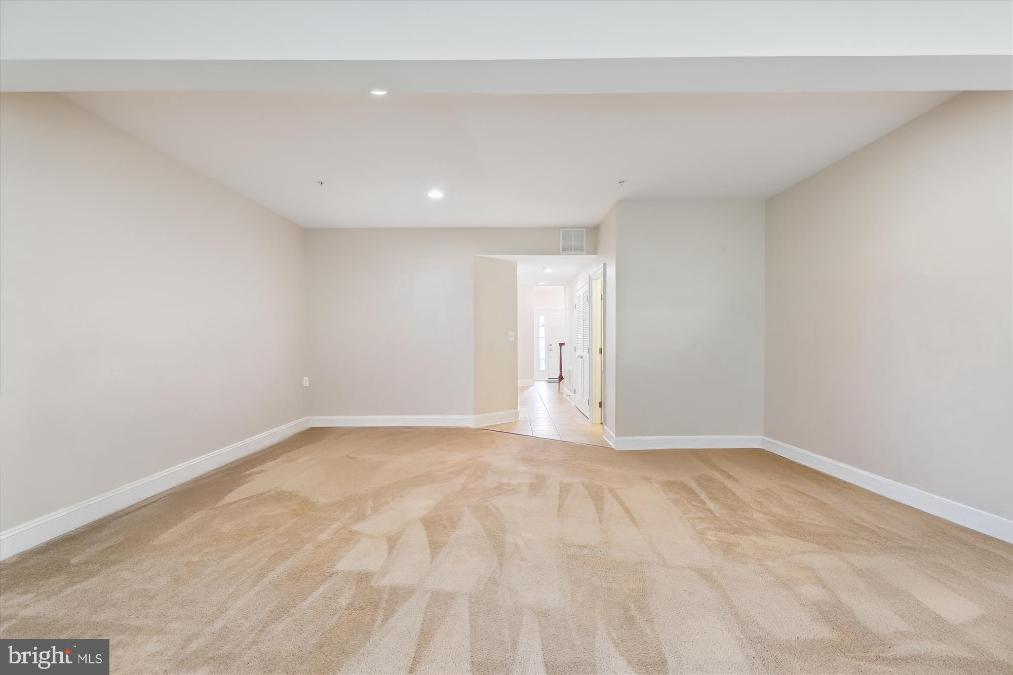 DEEP CREEK VILLAGE - Residential