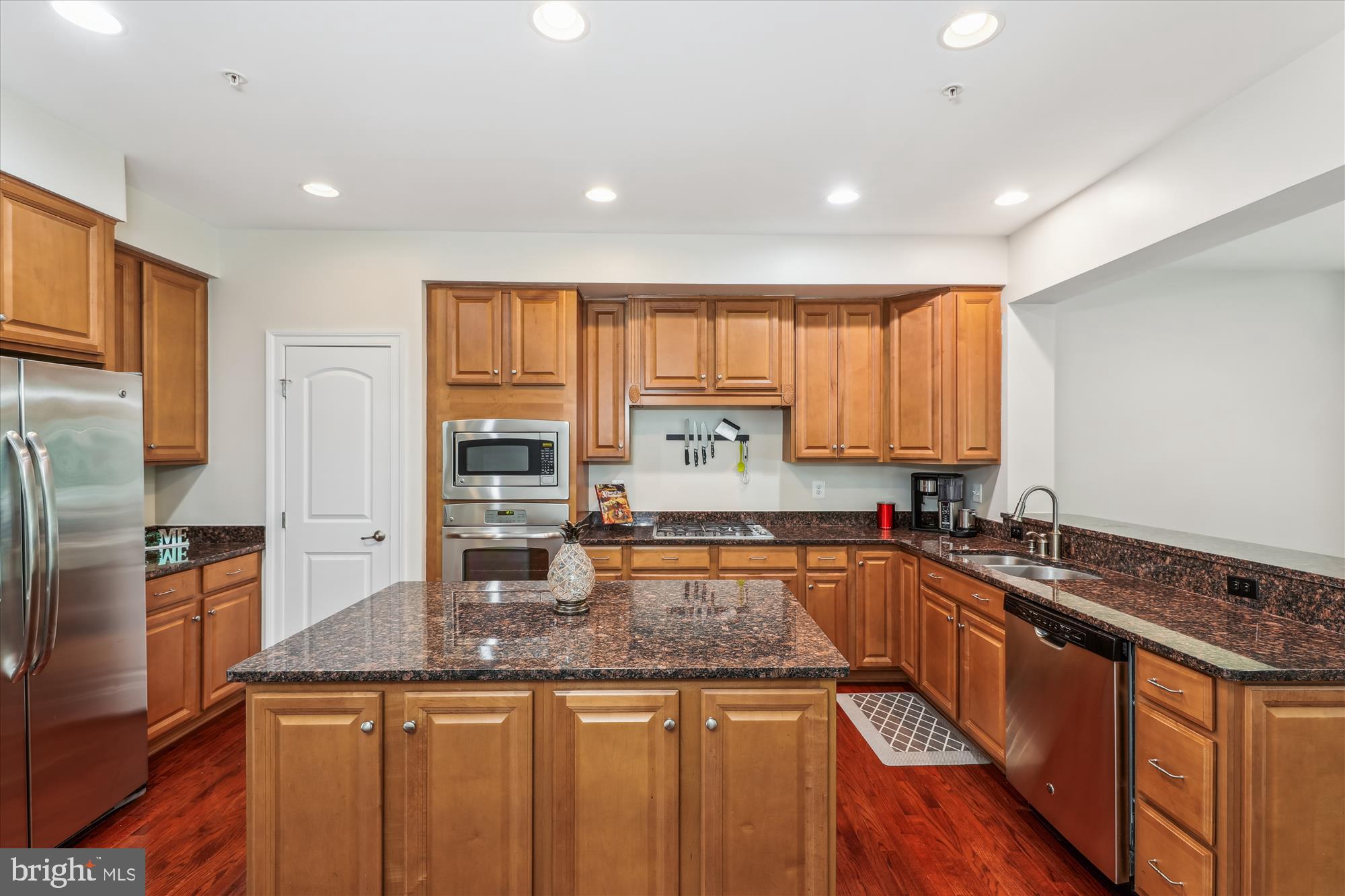 DEEP CREEK VILLAGE - Residential