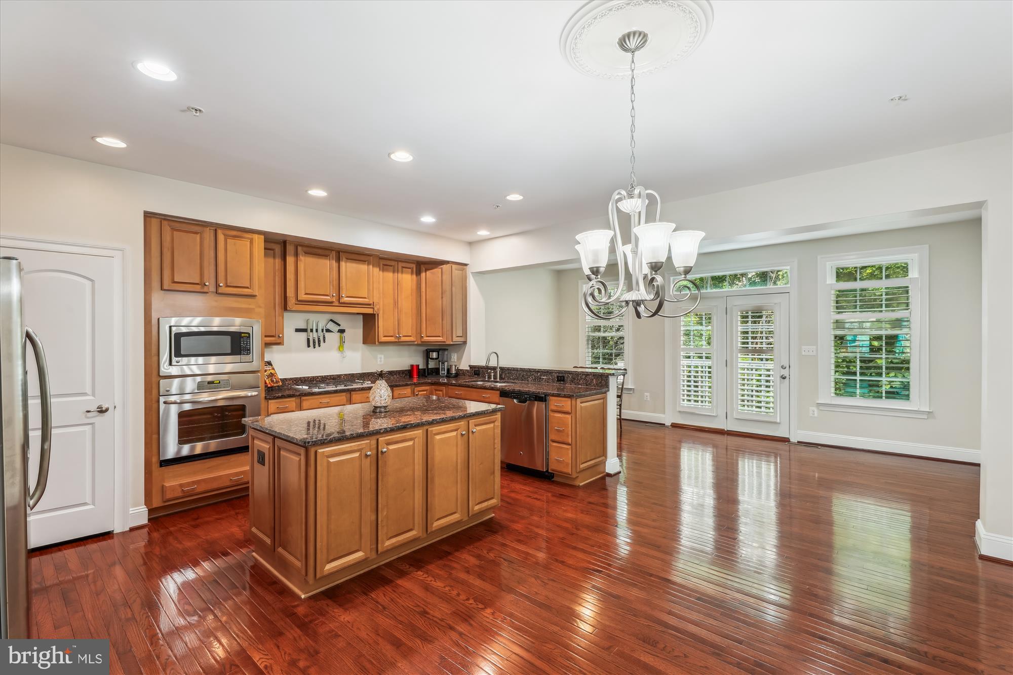 DEEP CREEK VILLAGE - Residential