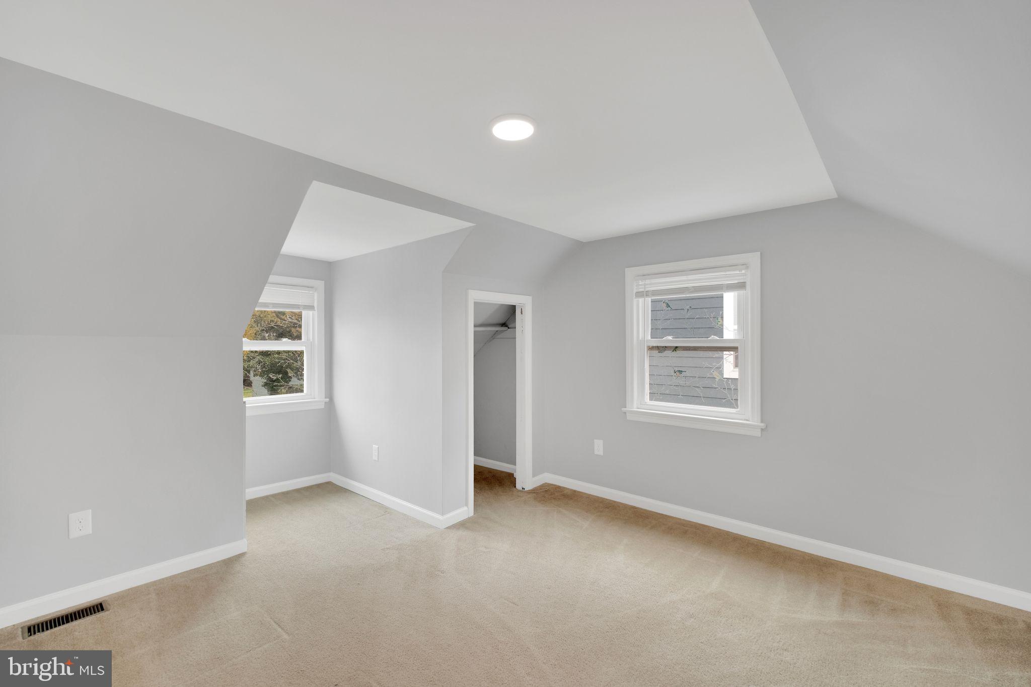 EAST HYATTSVILLE - Residential Lease