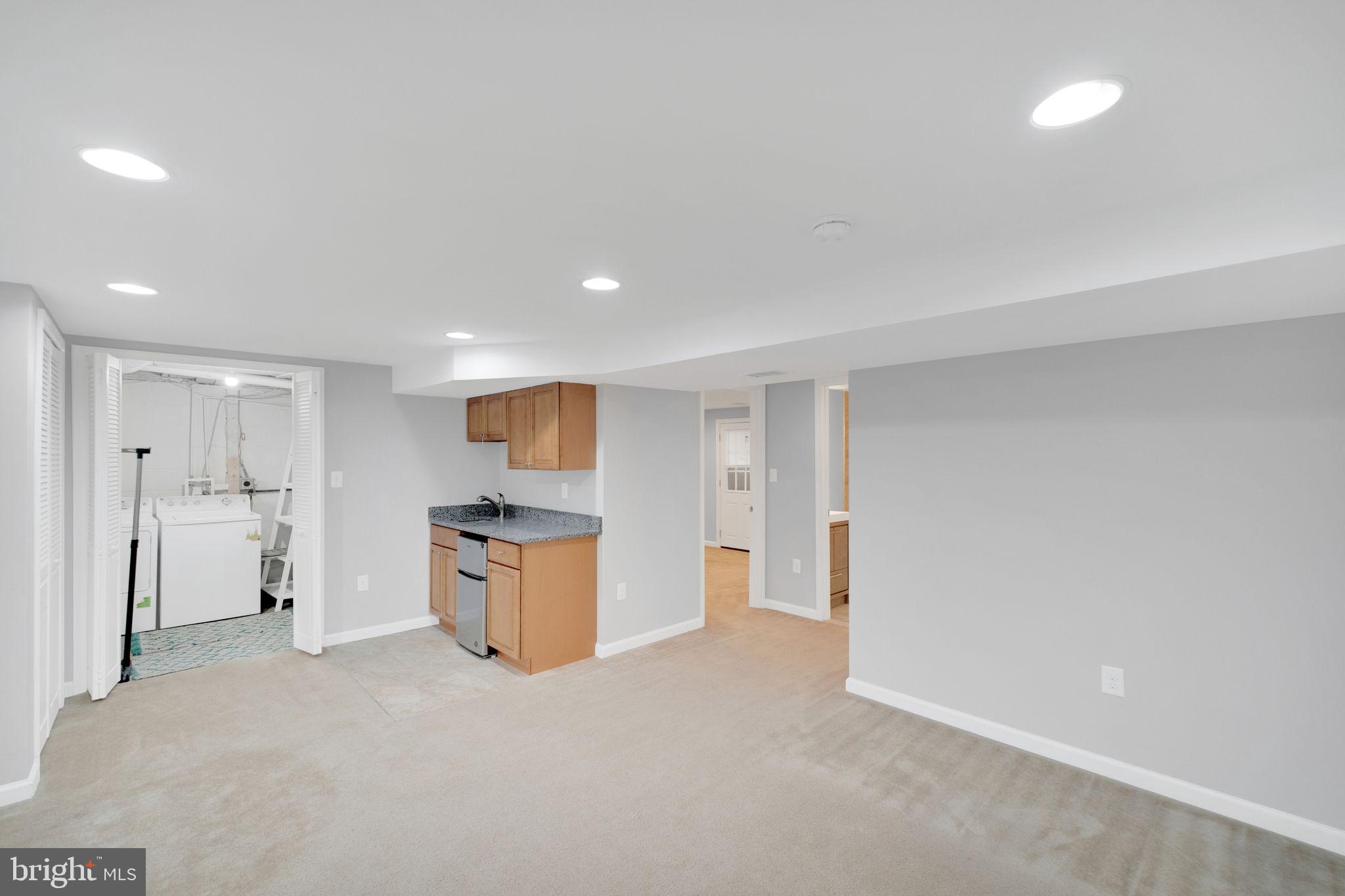 EAST HYATTSVILLE - Residential Lease