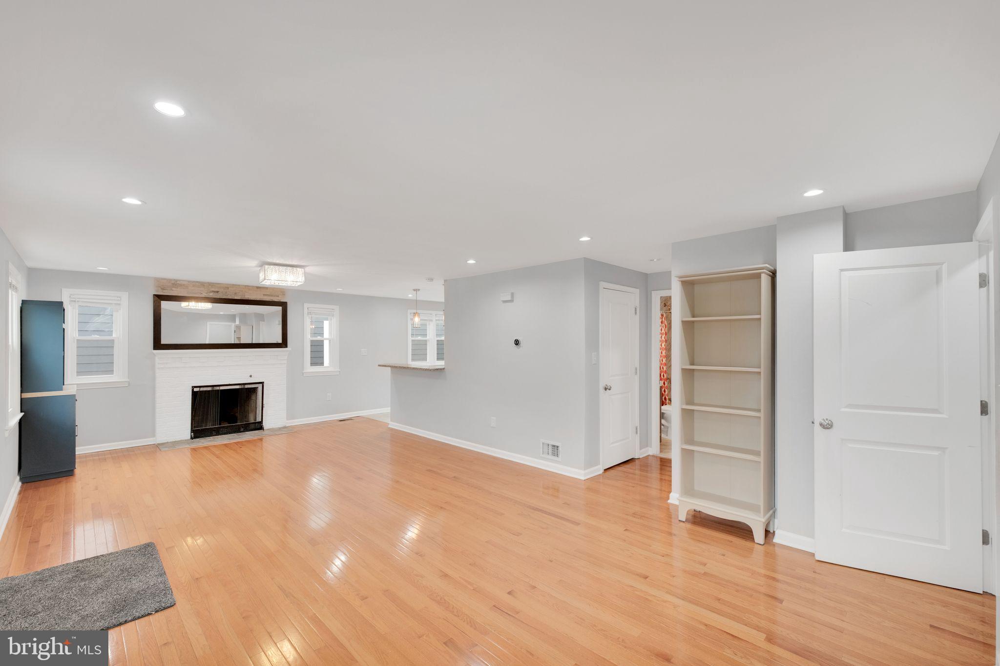 EAST HYATTSVILLE - Residential Lease