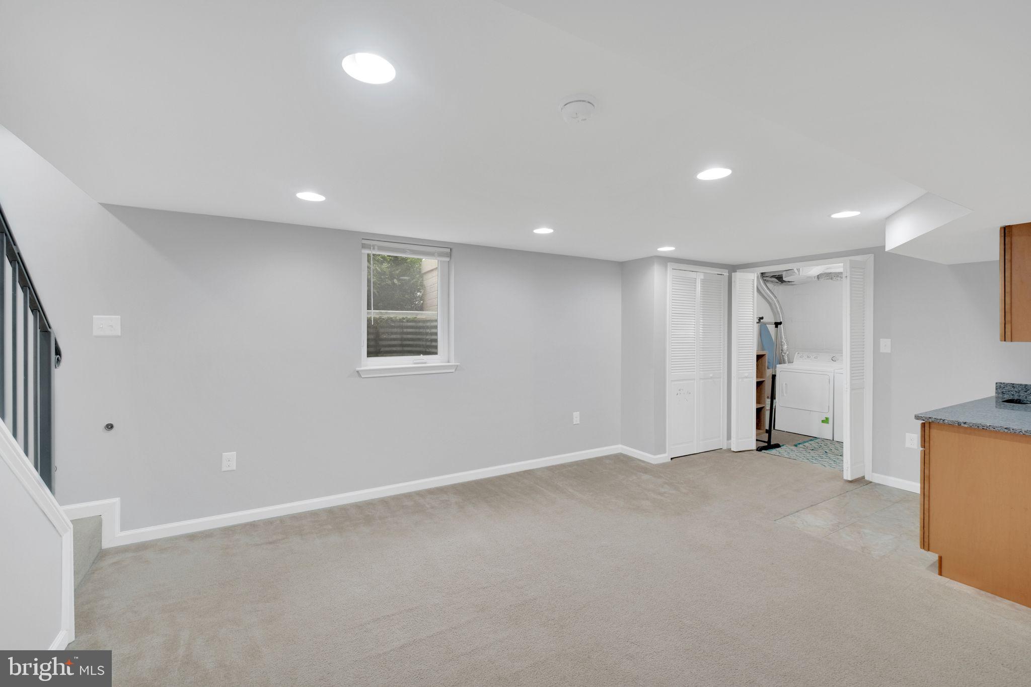 EAST HYATTSVILLE - Residential Lease