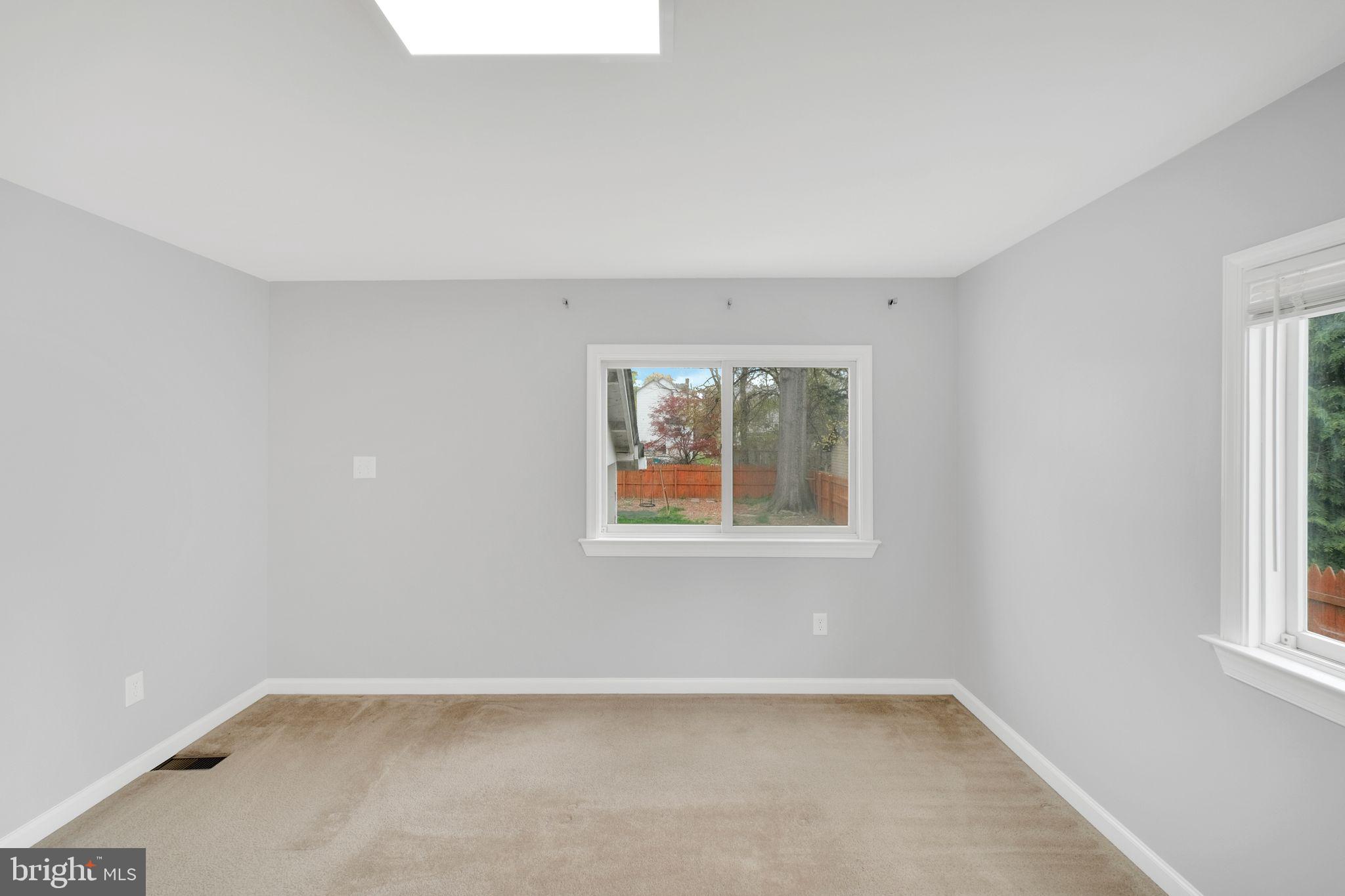 EAST HYATTSVILLE - Residential Lease