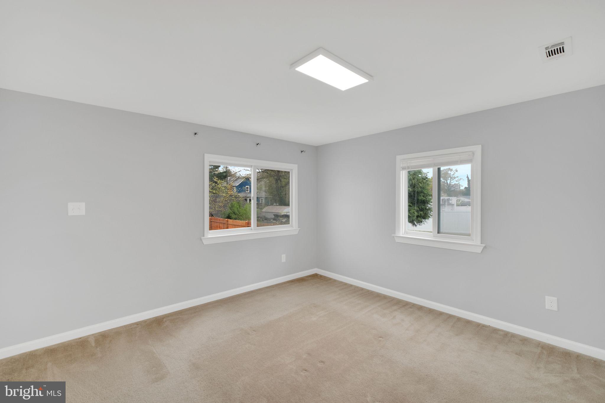 EAST HYATTSVILLE - Residential Lease