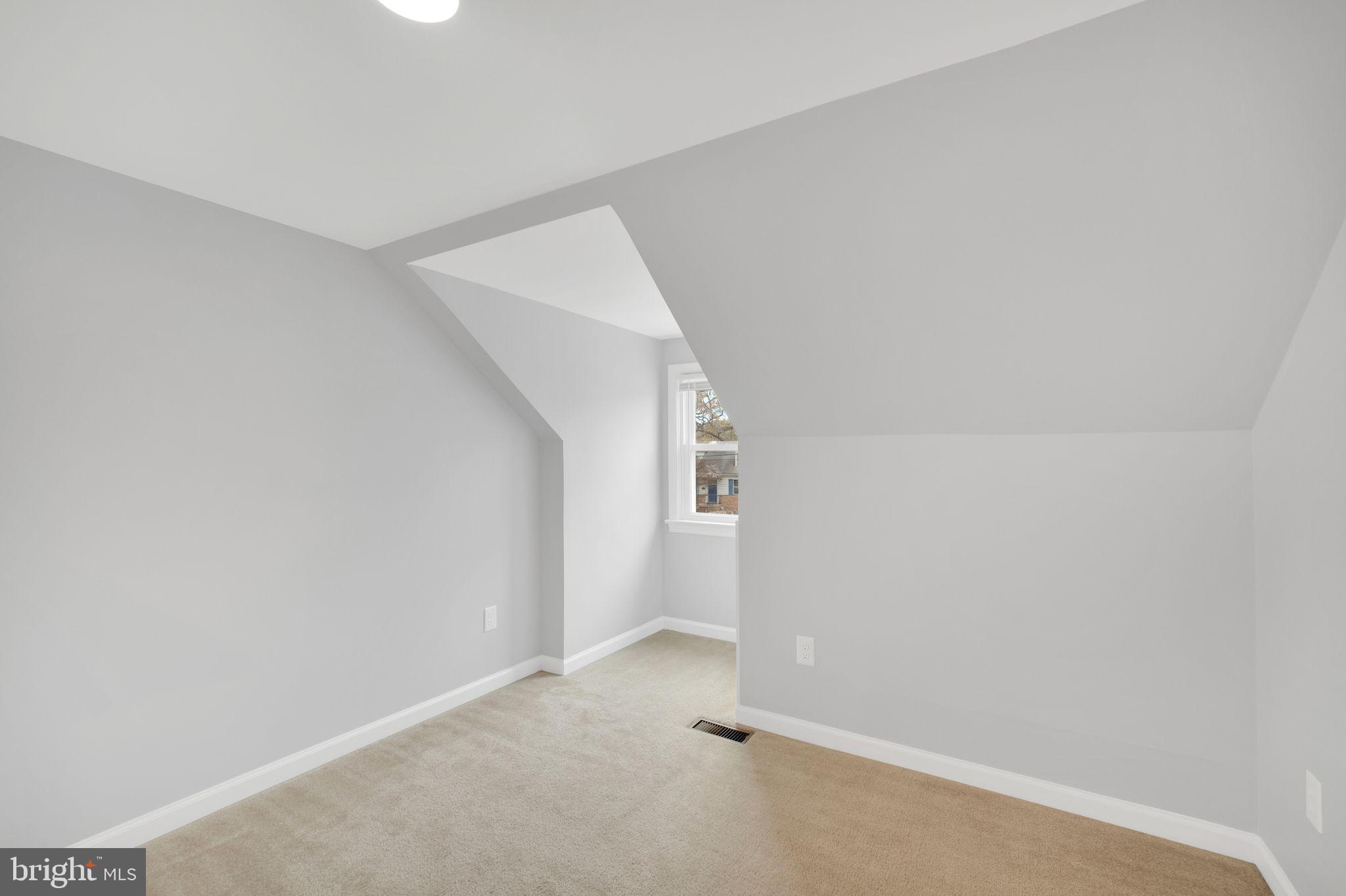 EAST HYATTSVILLE - Residential Lease