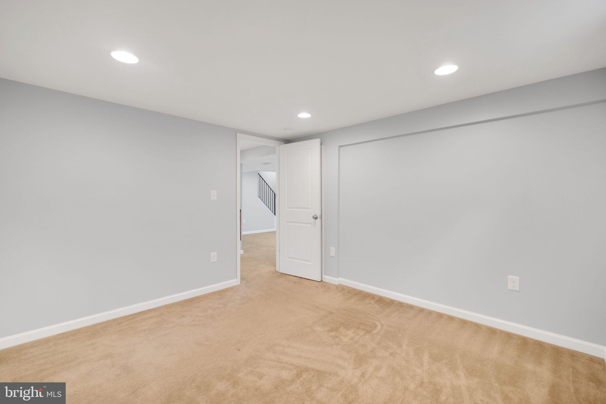 EAST HYATTSVILLE - Residential Lease