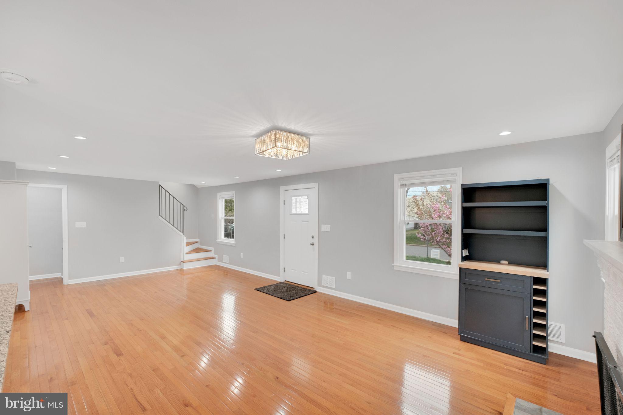 EAST HYATTSVILLE - Residential Lease