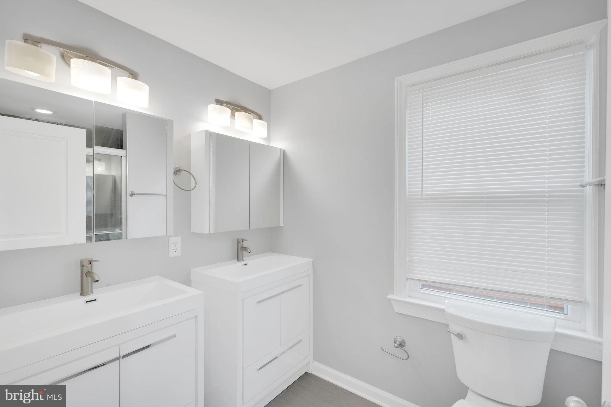 EAST HYATTSVILLE - Residential Lease