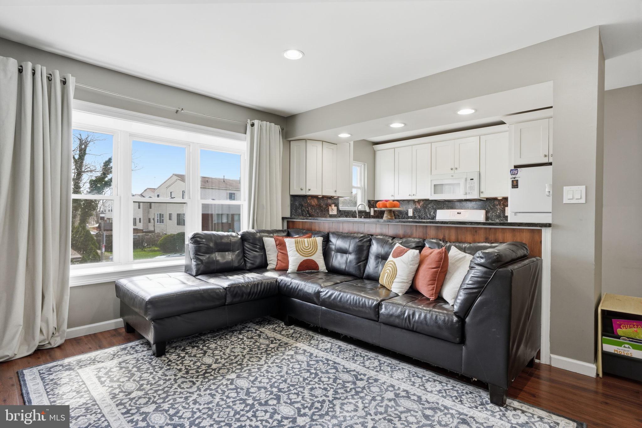 SCOTCHBROOK - Residential