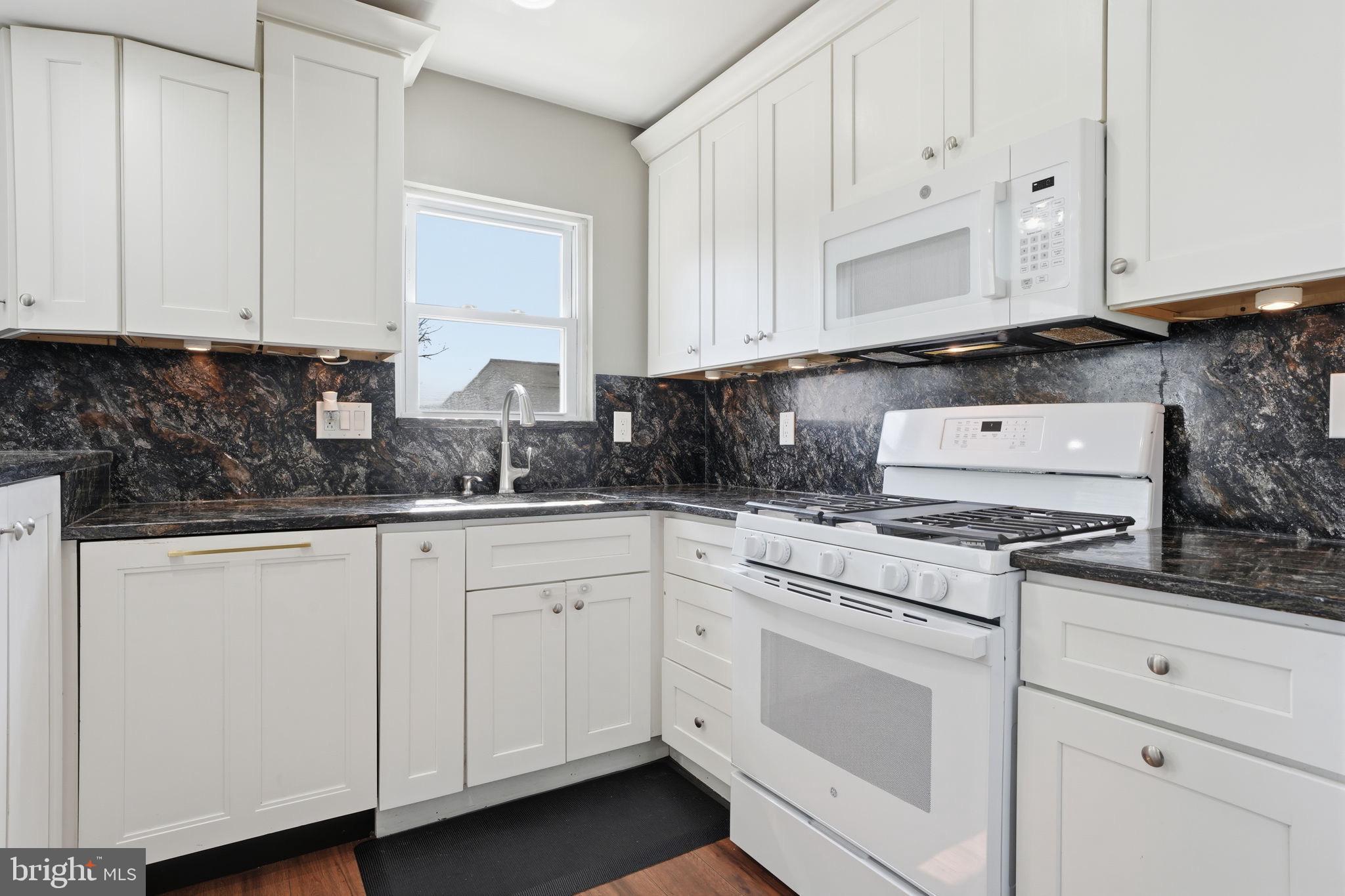 SCOTCHBROOK - Residential