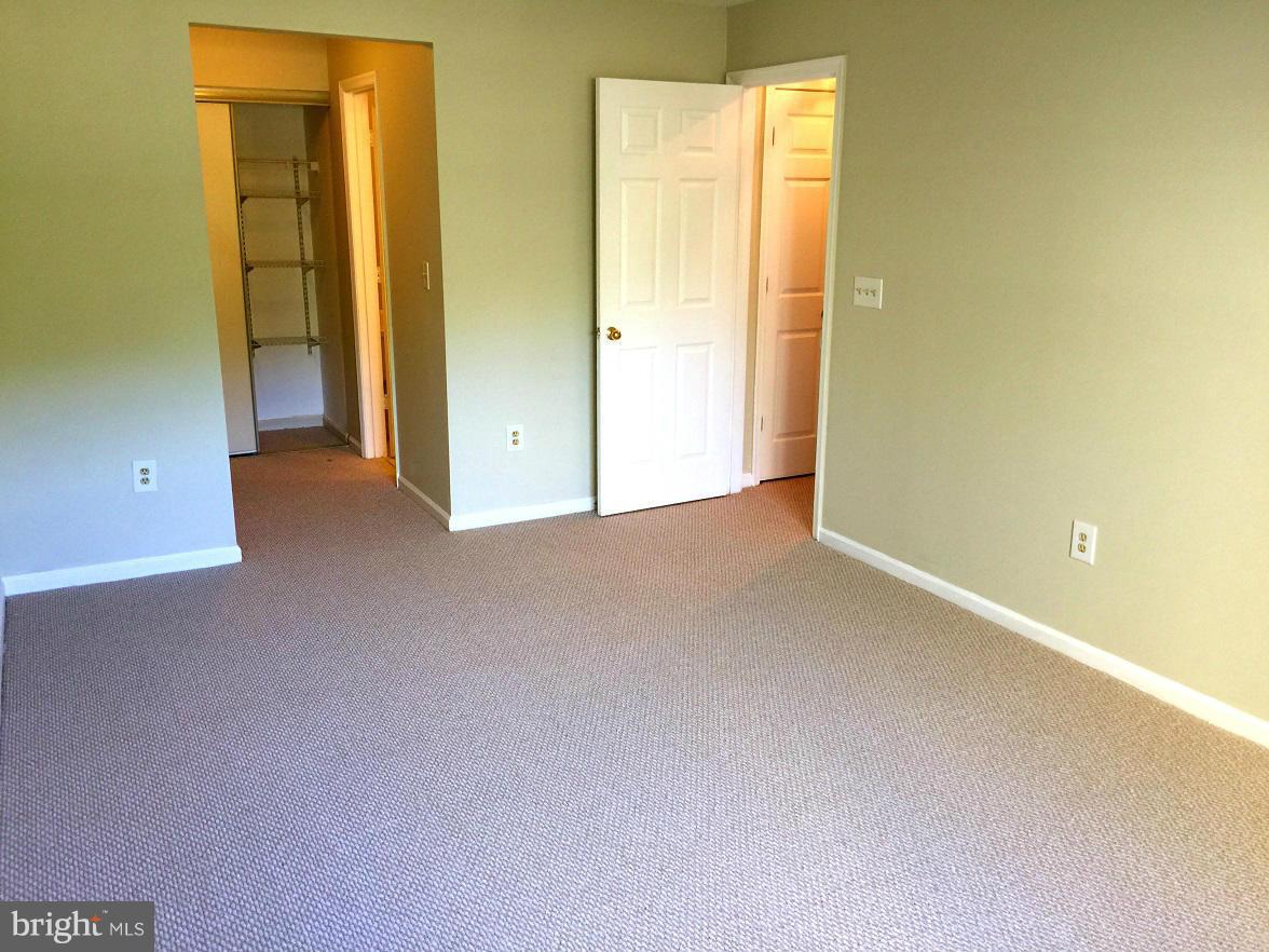 STRATFORD PLACE AT KINGS - Residential