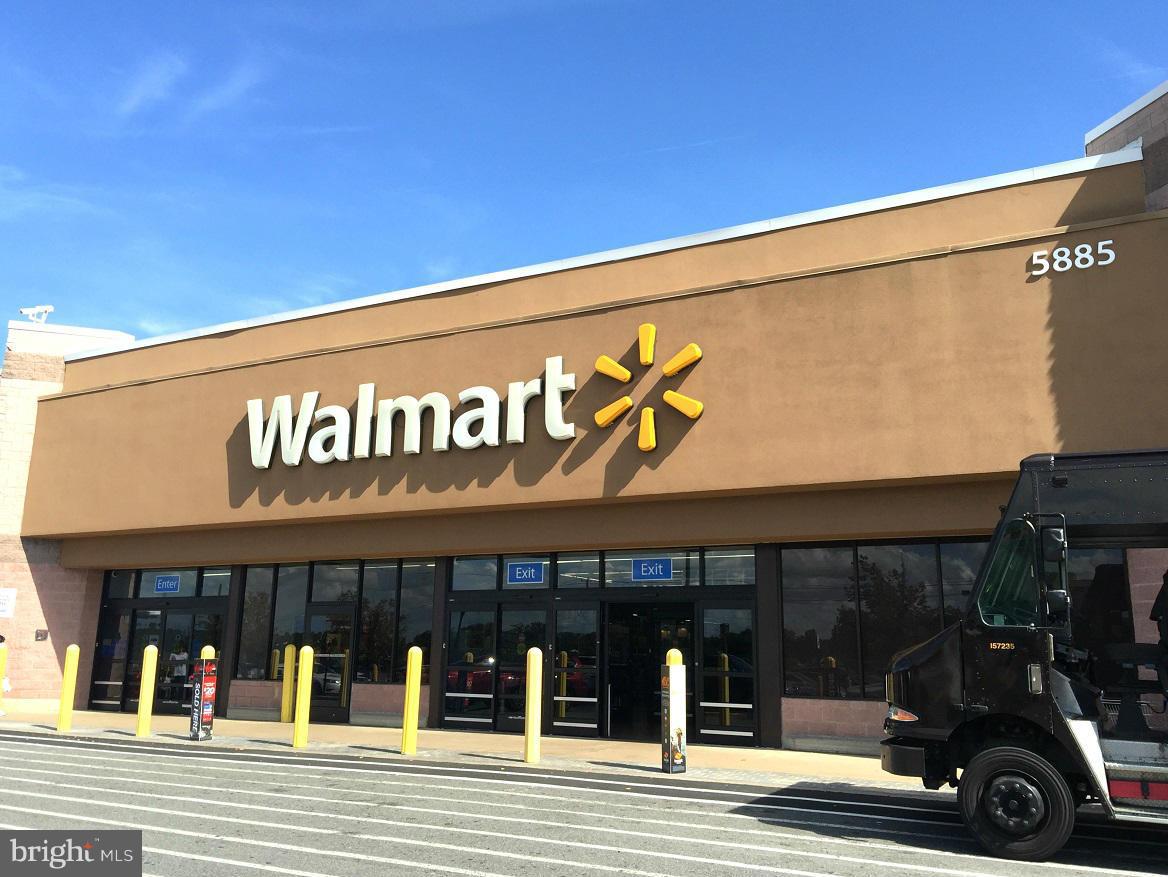 STRATFORD PLACE AT KINGS - Residential