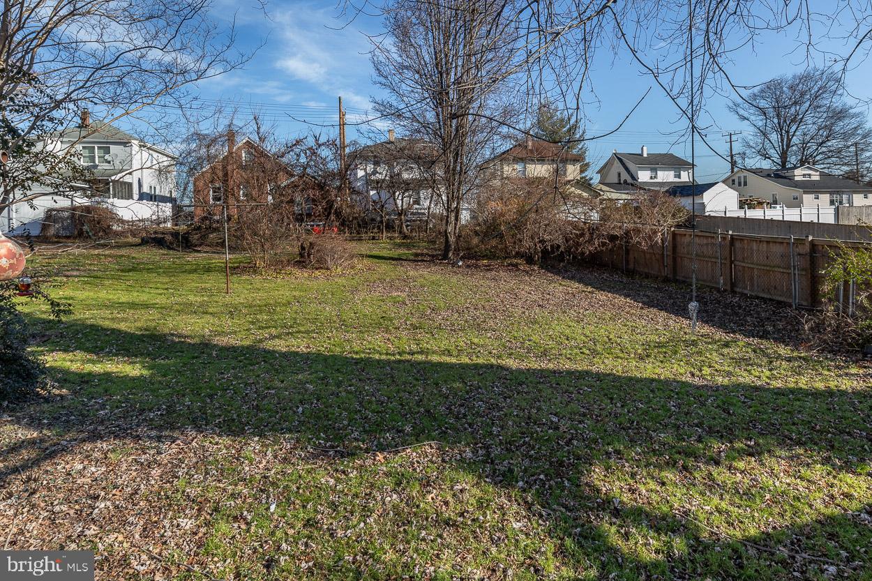 ARBUTUS TERRACE - Residential