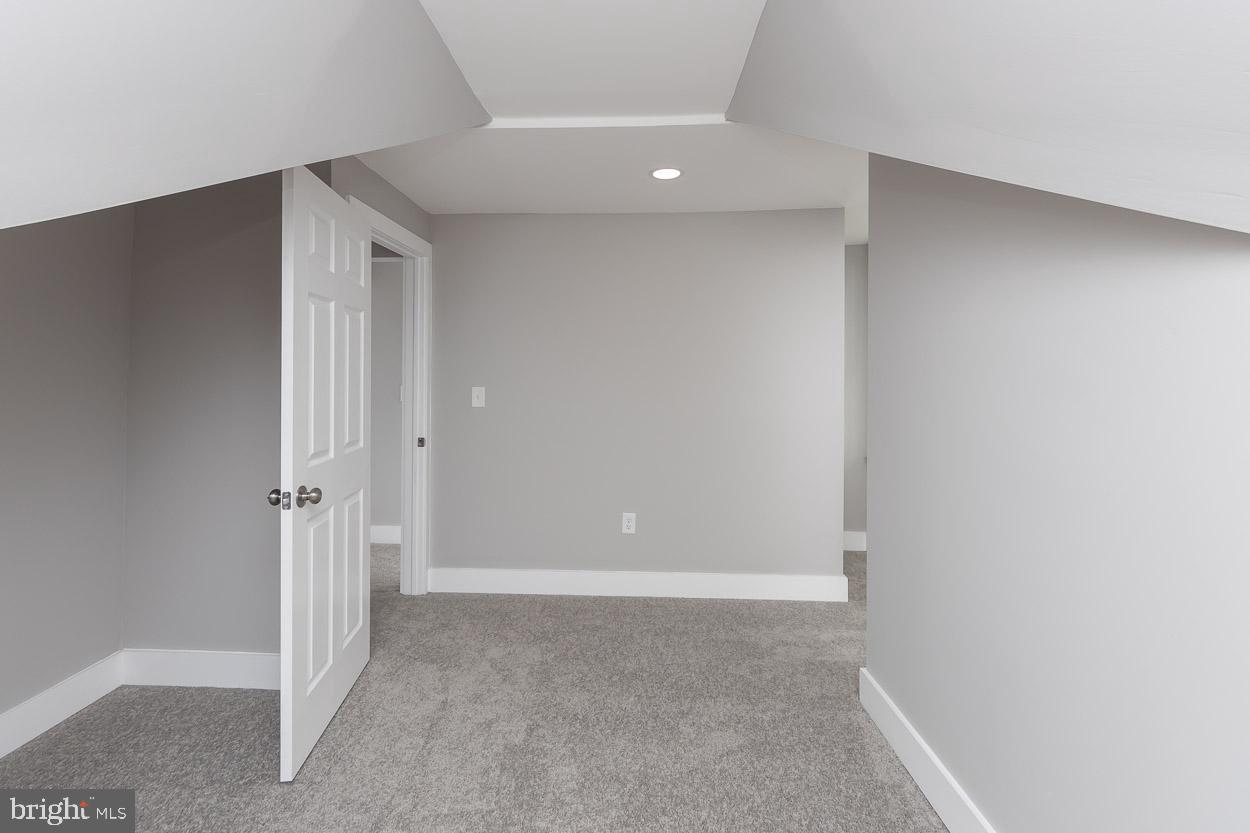 ARBUTUS TERRACE - Residential