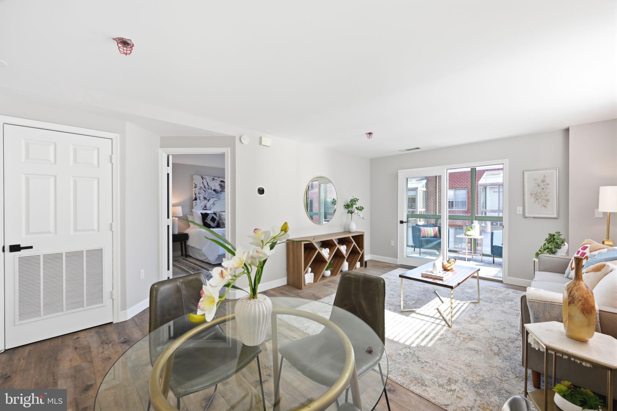 1045 N UTAH STREET 2-701