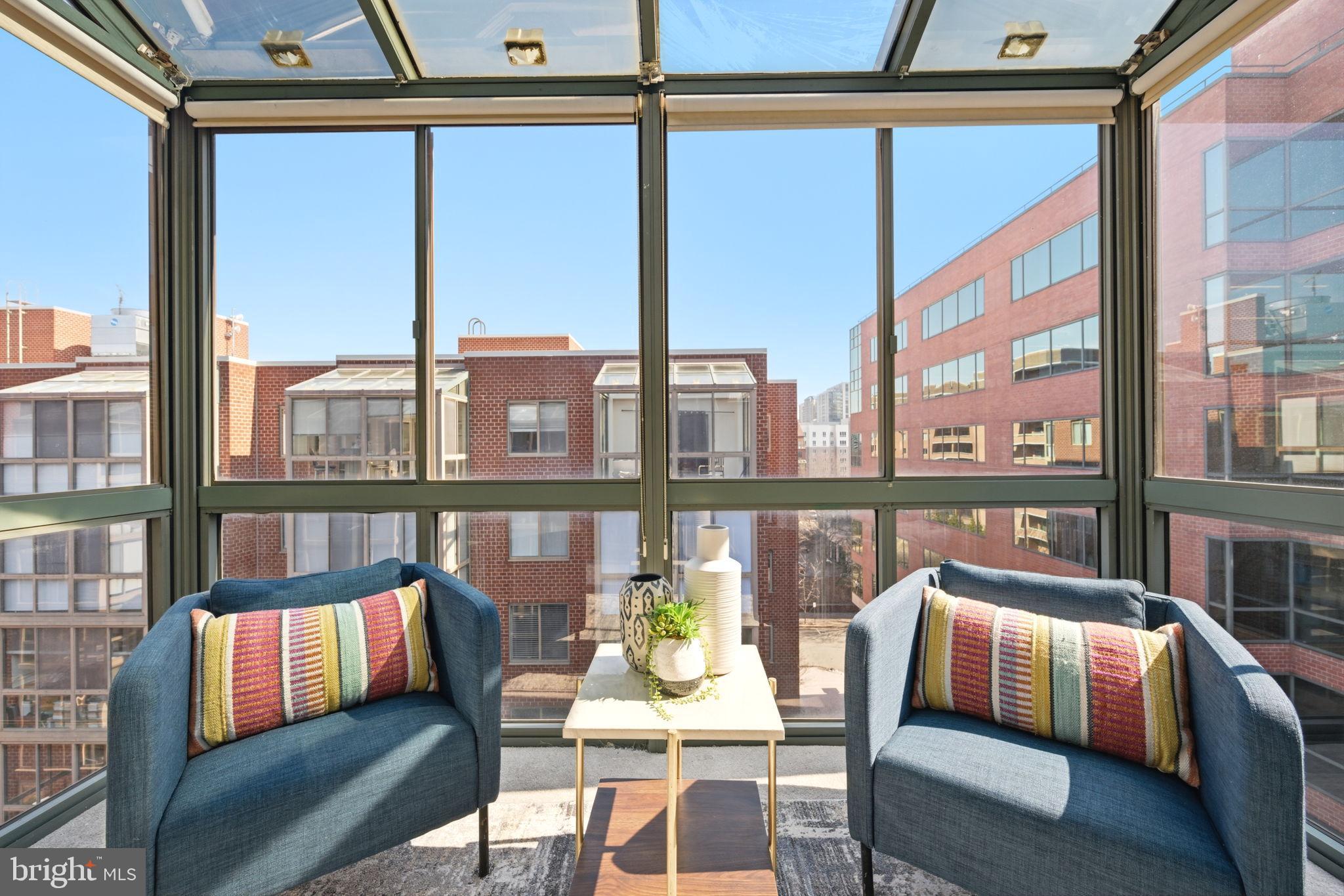 1045 N UTAH STREET 2-701